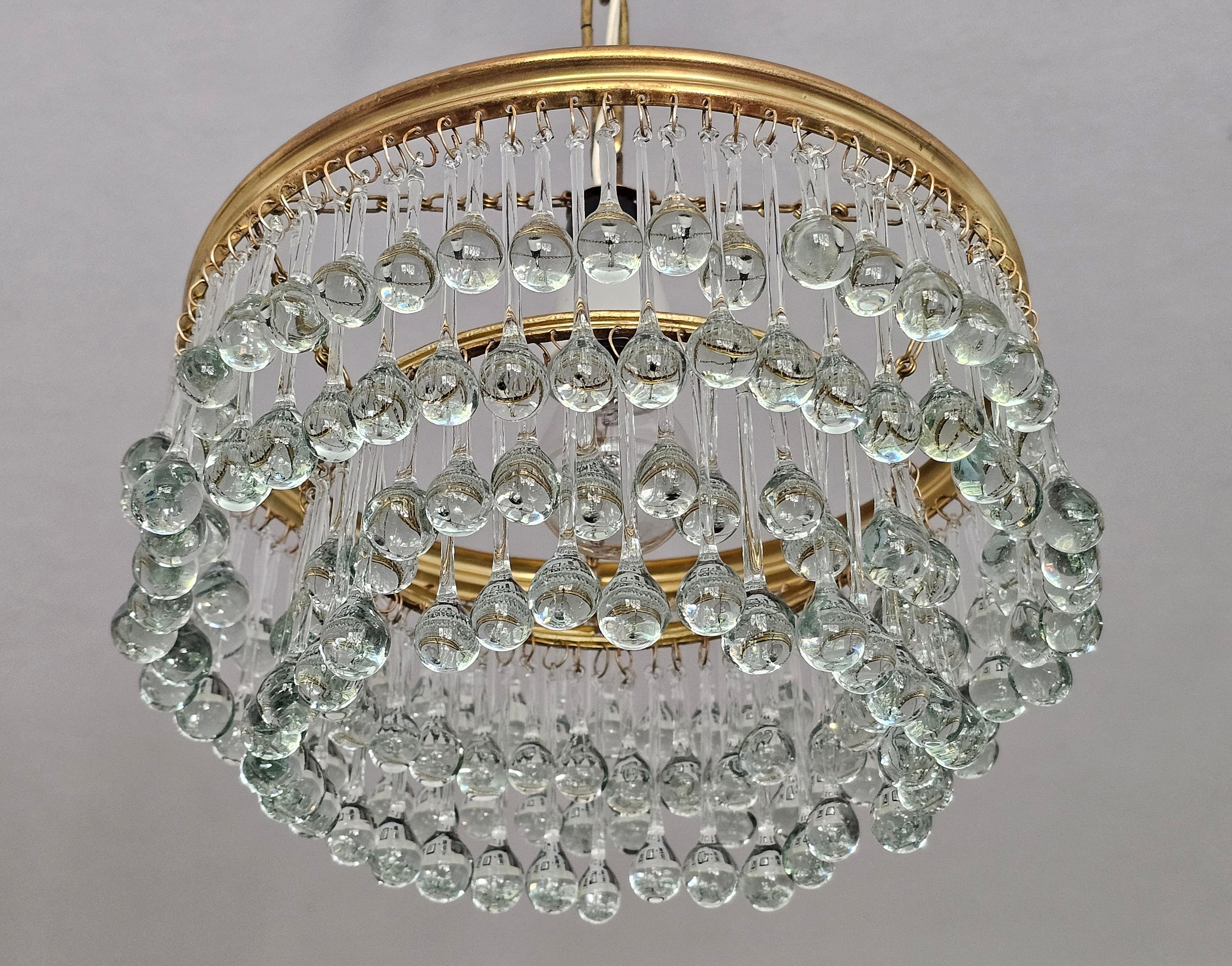 Small Hollywood Regency Chandelier with Mini Teardrop Crystals, Austria 1940s For Sale 5