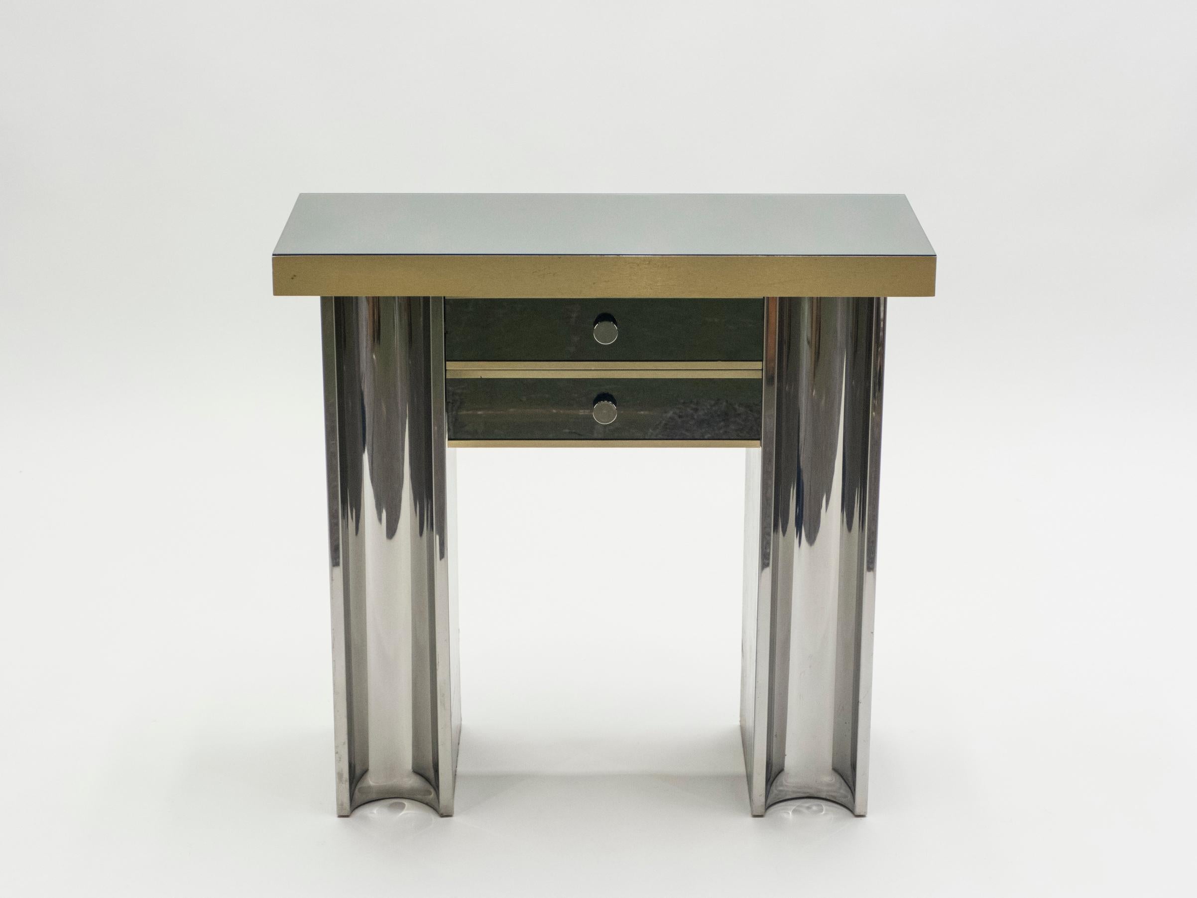 Small Hollywood Regency Mirrored and Brass French Console Table, 1970s In Good Condition In Paris, IDF