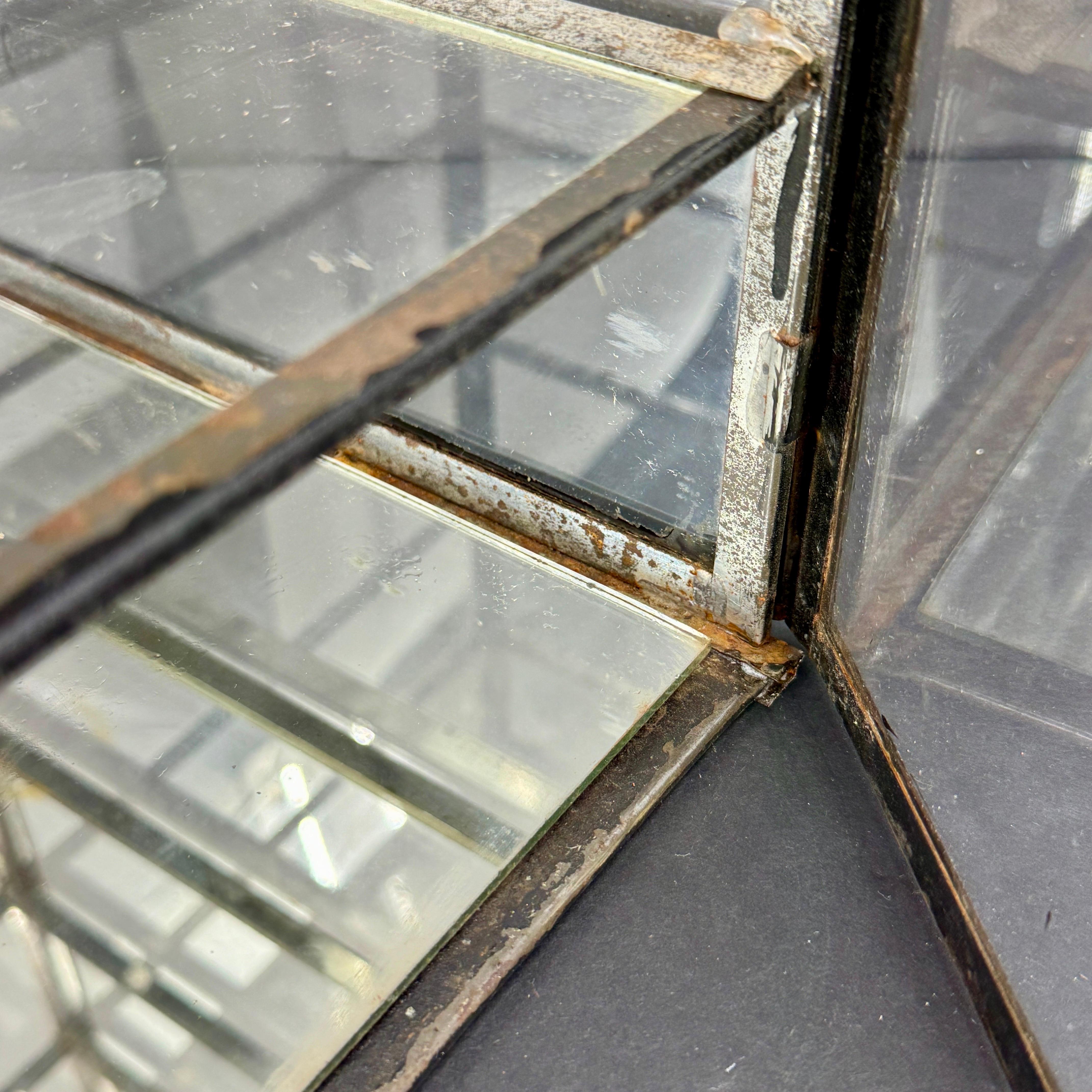 Kleine industrielle schwarz lackiert Tabelle Glas Vitrine Vitrine 2