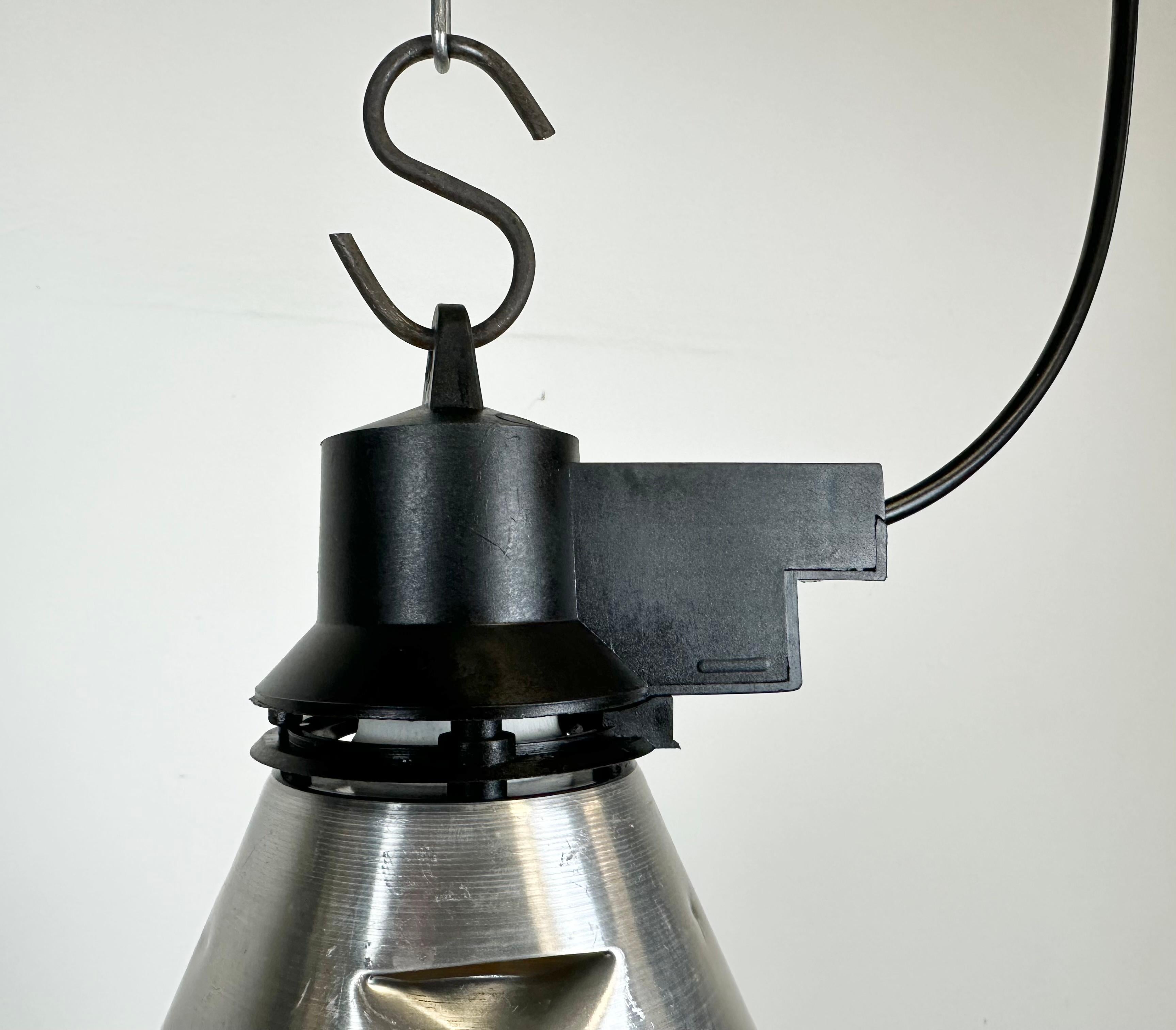 20th Century Small Industrial French Aluminium Pendant Lamp, 1960s For Sale