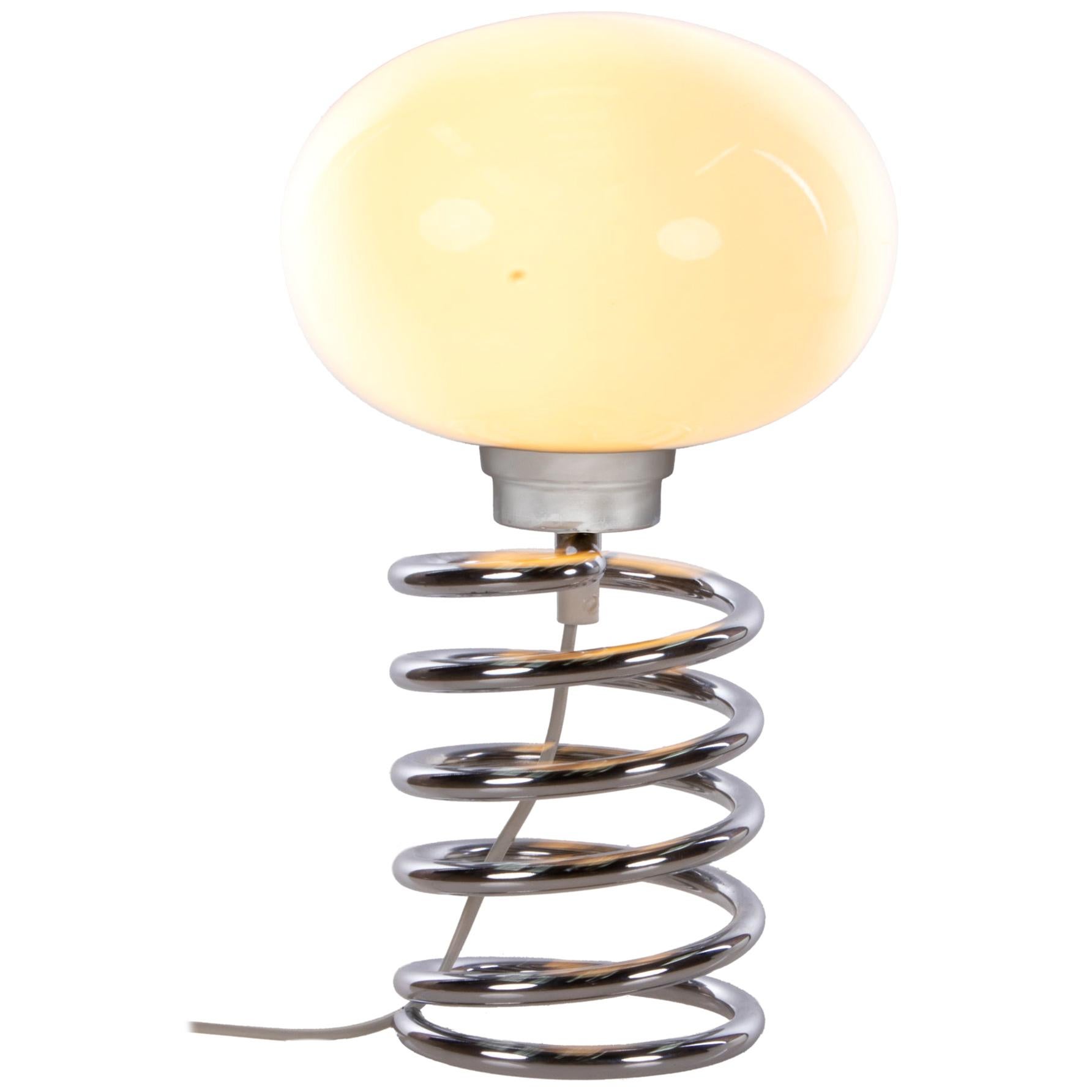 1965 Design M Ingo Maurer Petite lampe à poser 'Spirale' verre et chrome