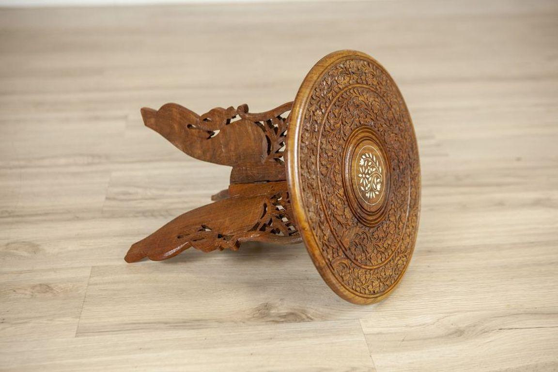 Small Inlaid Side Table From the Early 20th Century For Sale 3