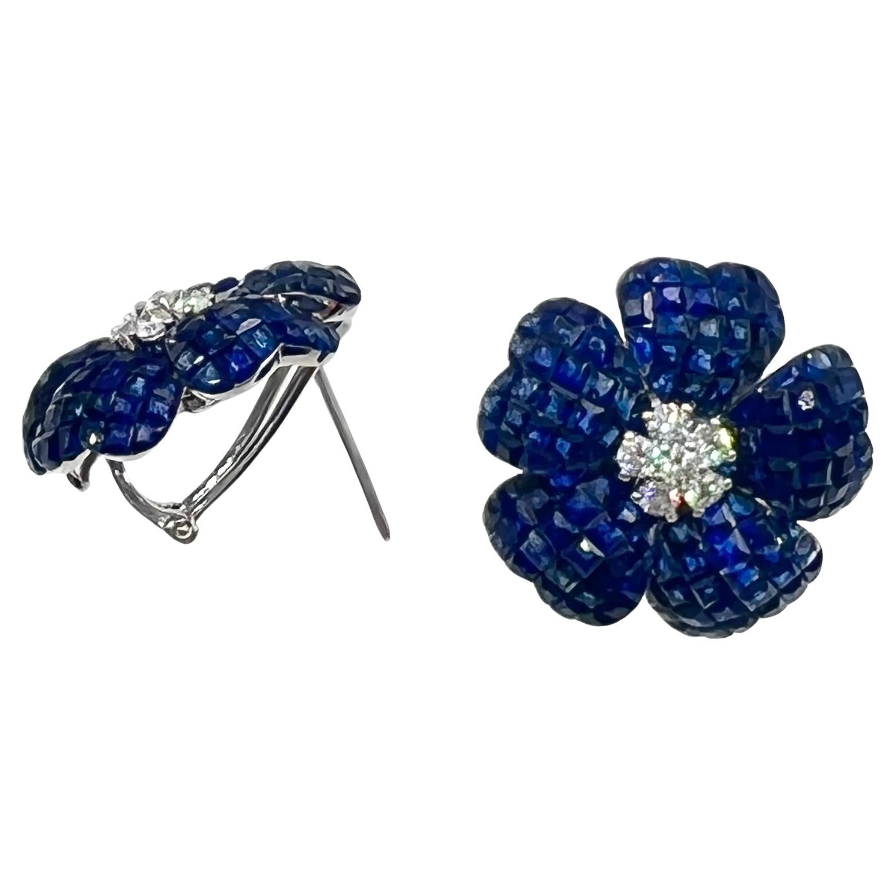 Small Invisibly-Set Sapphire Diamond Flower Earrings In New Condition For Sale In Palm Beach, FL