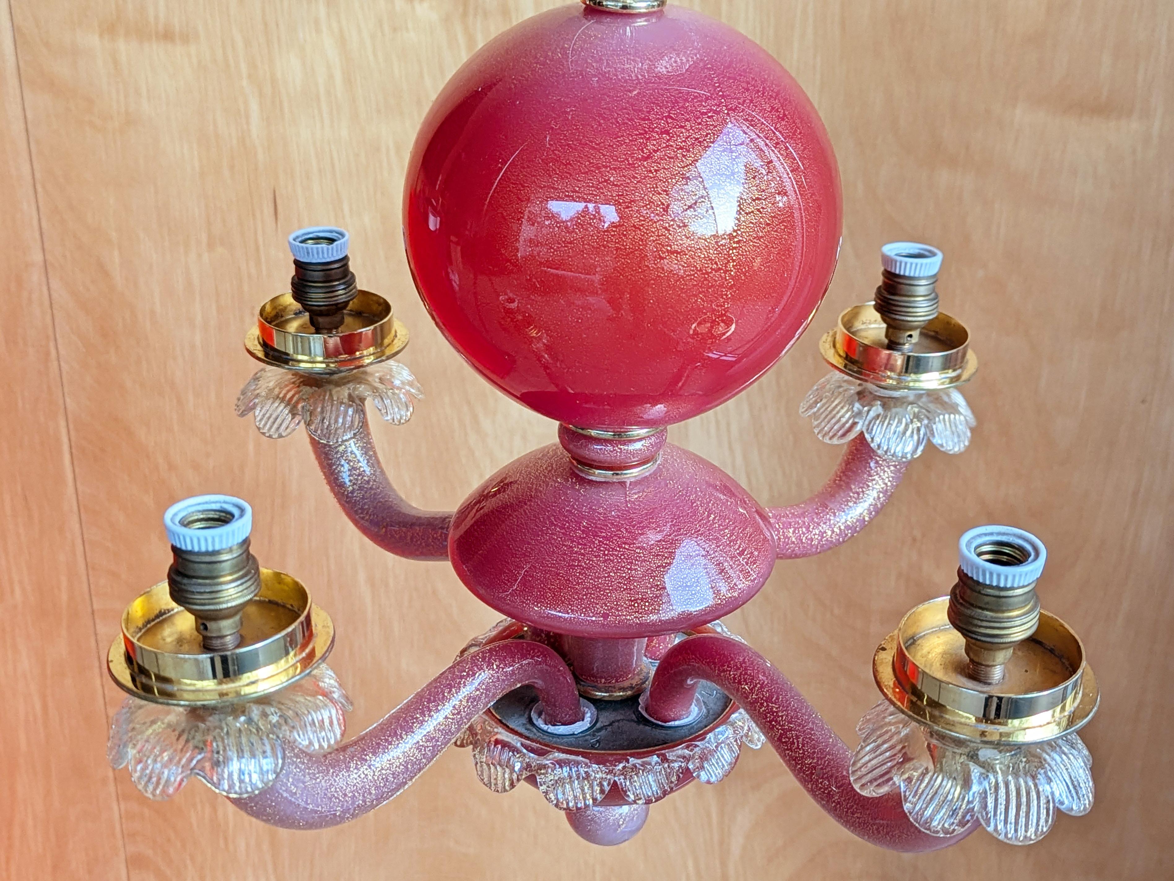 Piccolo lampadario a 4 luci in vetro di Murano iridescente e cremisi di Seguso, anni 1940-50 in vendita 5