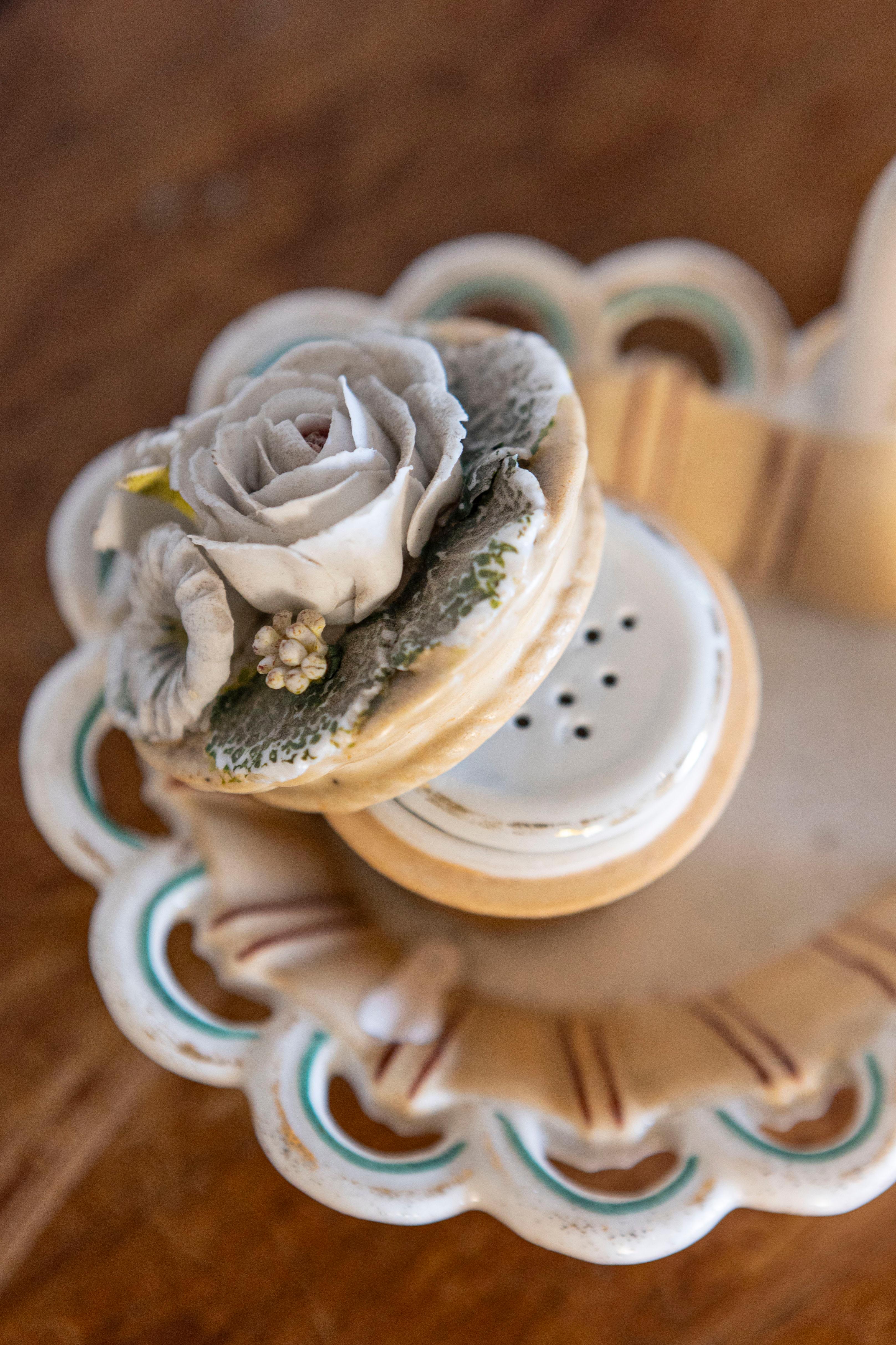 Small Italian 1860s Painted Ceramic Floral Desk Set with Ink and Sand Containers For Sale 2