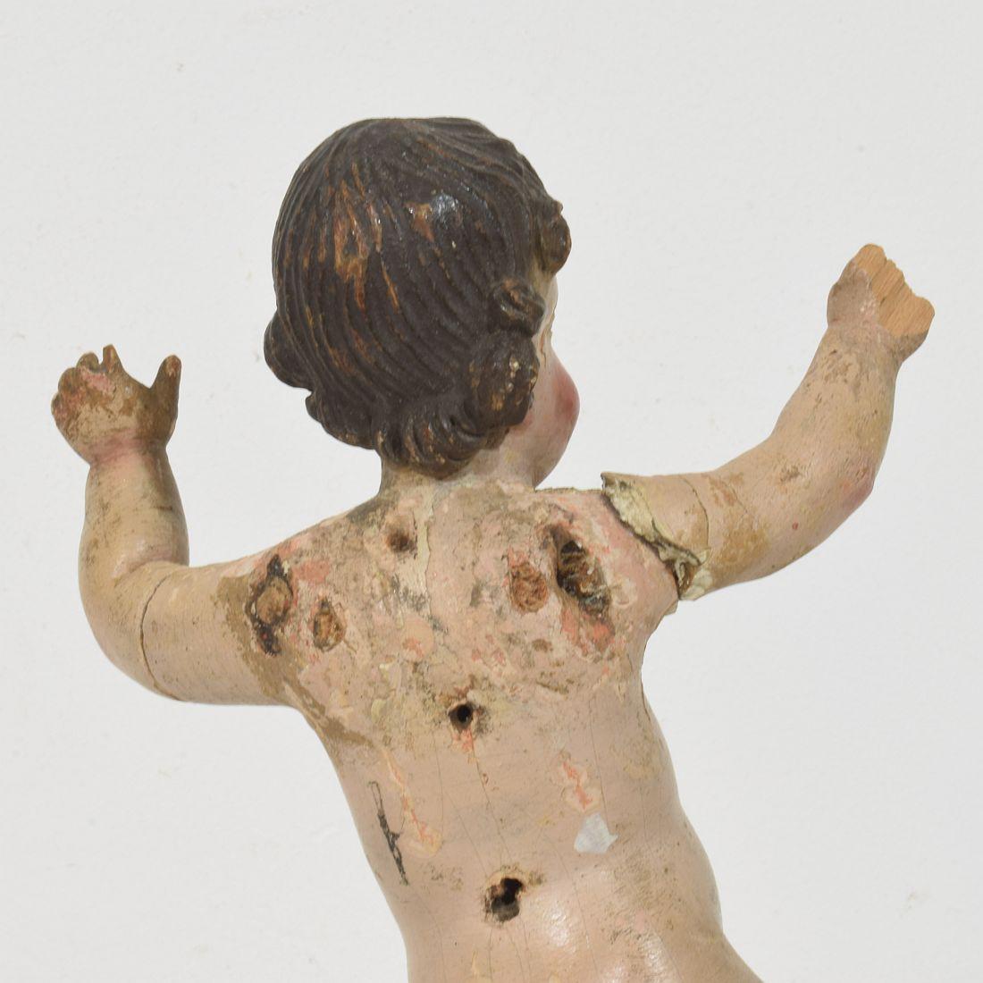 Small Italian 18th Century Carved Wooden Baroque Angel in vendita 4