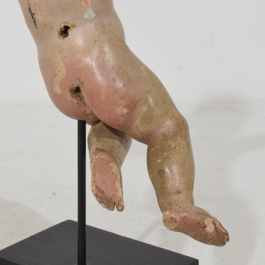 Small Italian 18th Century Carved Wooden Baroque Angel in vendita 8