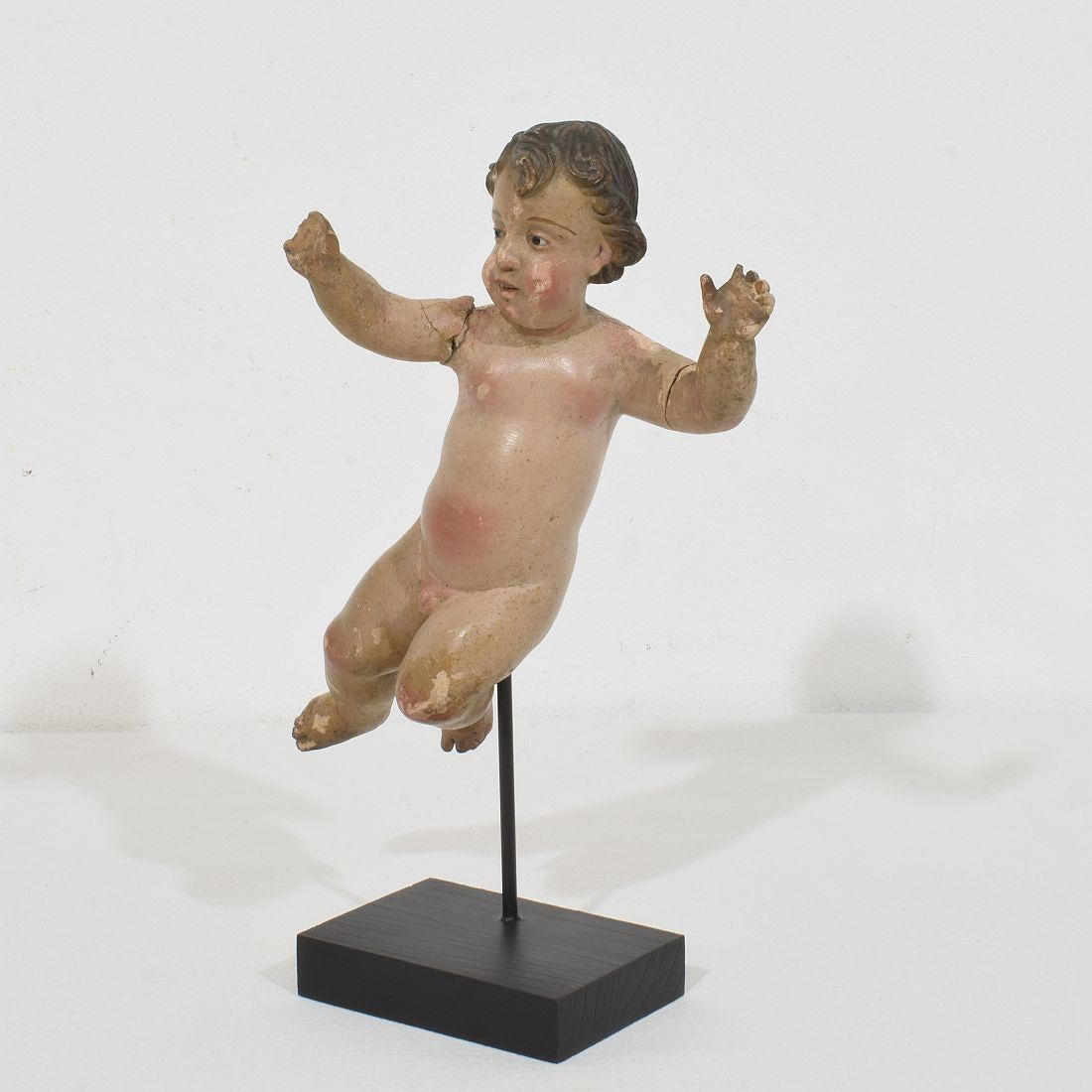 Barocco Small Italian 18th Century Carved Wooden Baroque Angel in vendita
