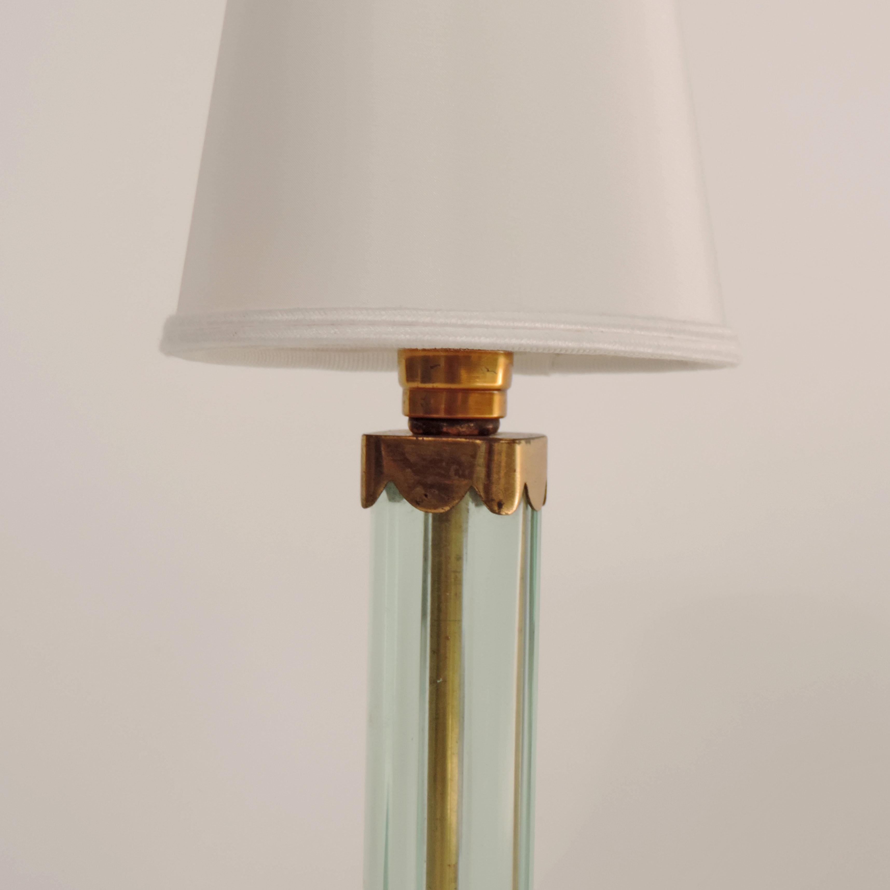 Mid-Century Modern Small Italian 1940s Glass and Brass Table Lamp