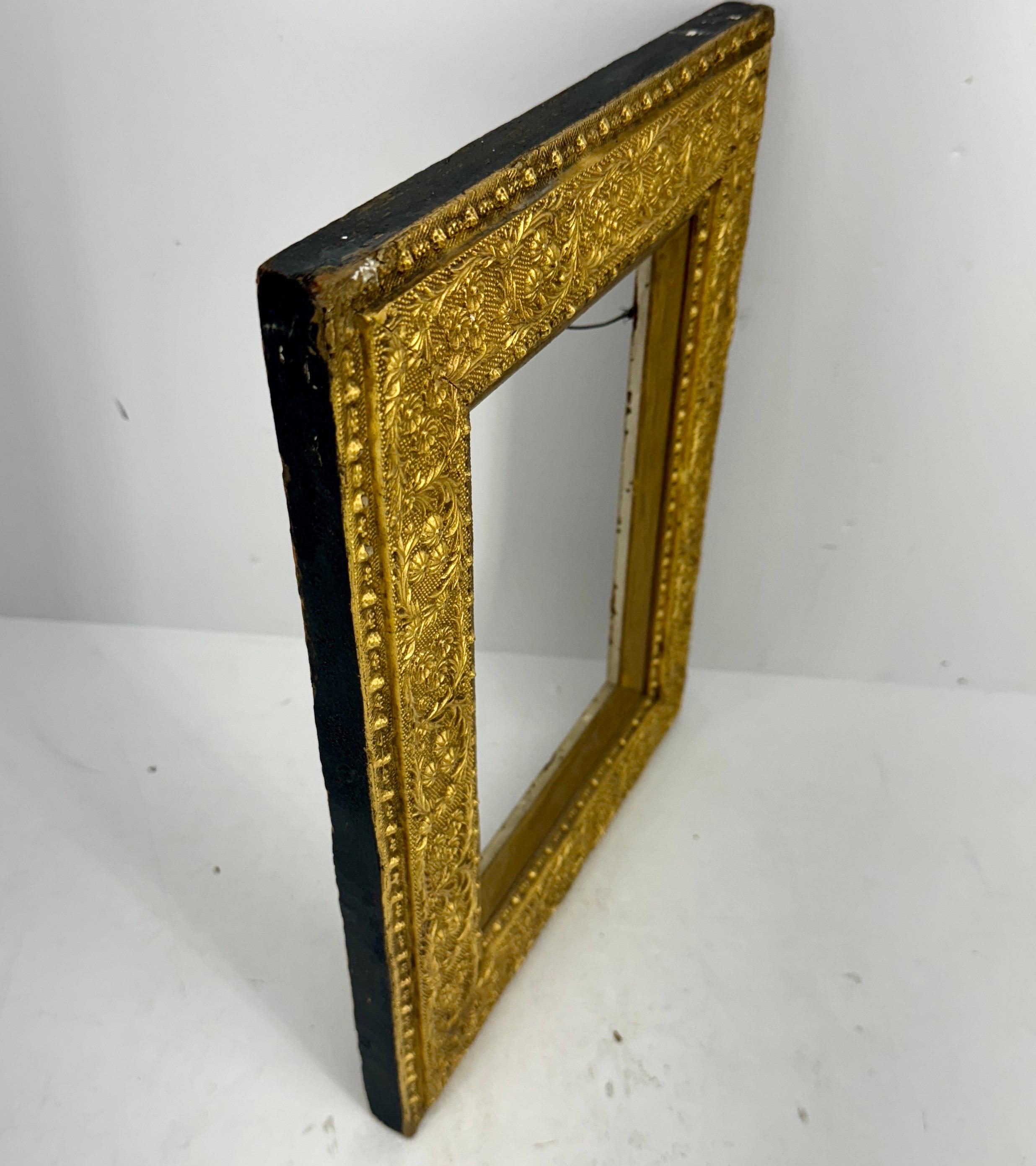 Petit cadre rectangulaire doré italien ancien du 19ème siècle en vente 5