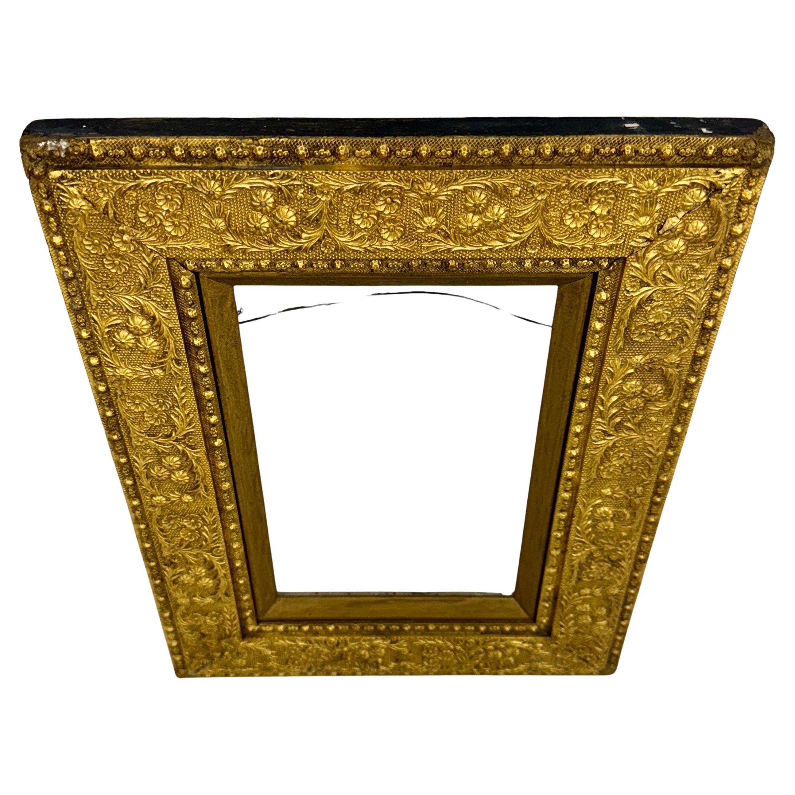 Giltwood Small Italian Antique 19th Century Rectangular Gilded Frame For Sale