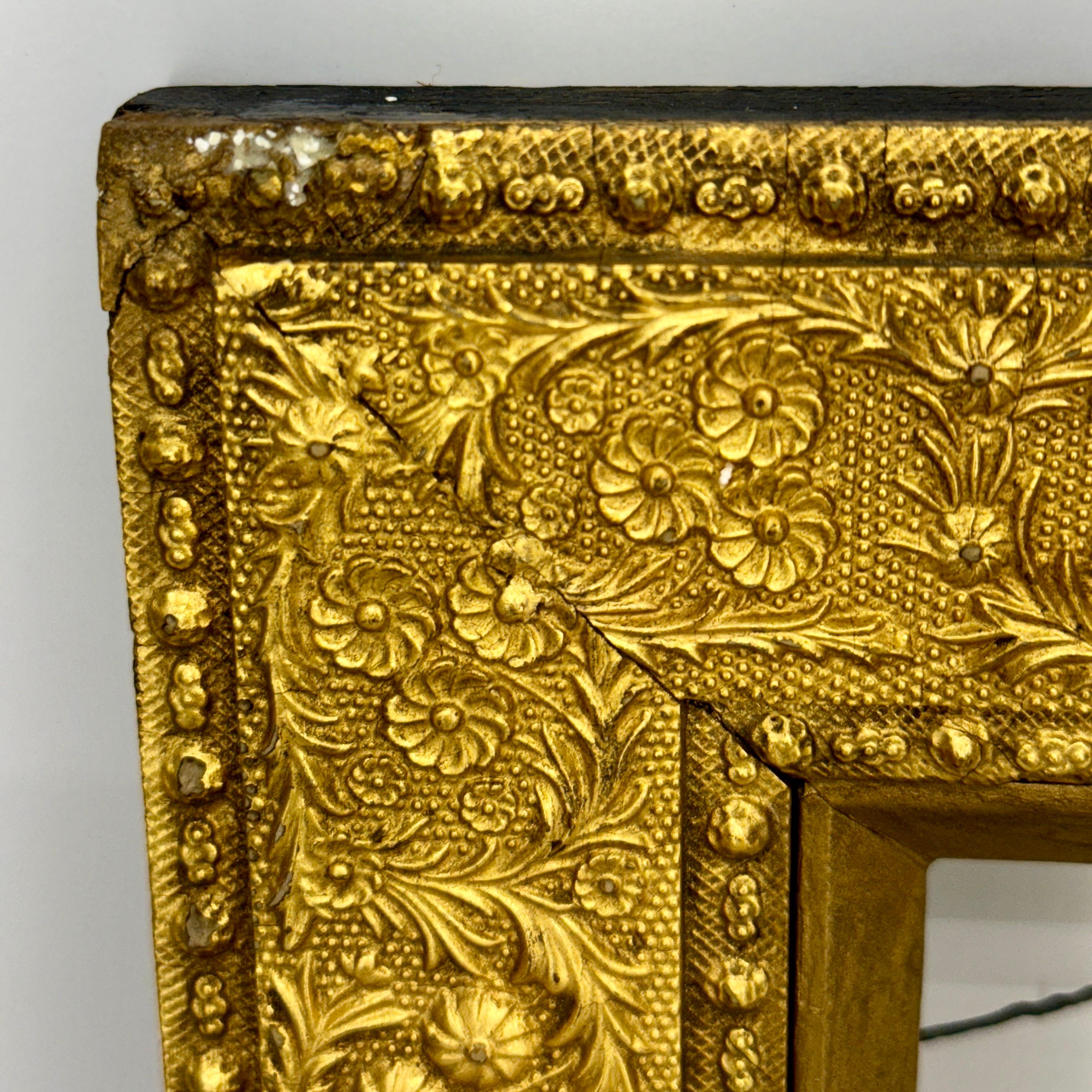 Petit cadre rectangulaire doré italien ancien du 19ème siècle en vente 1