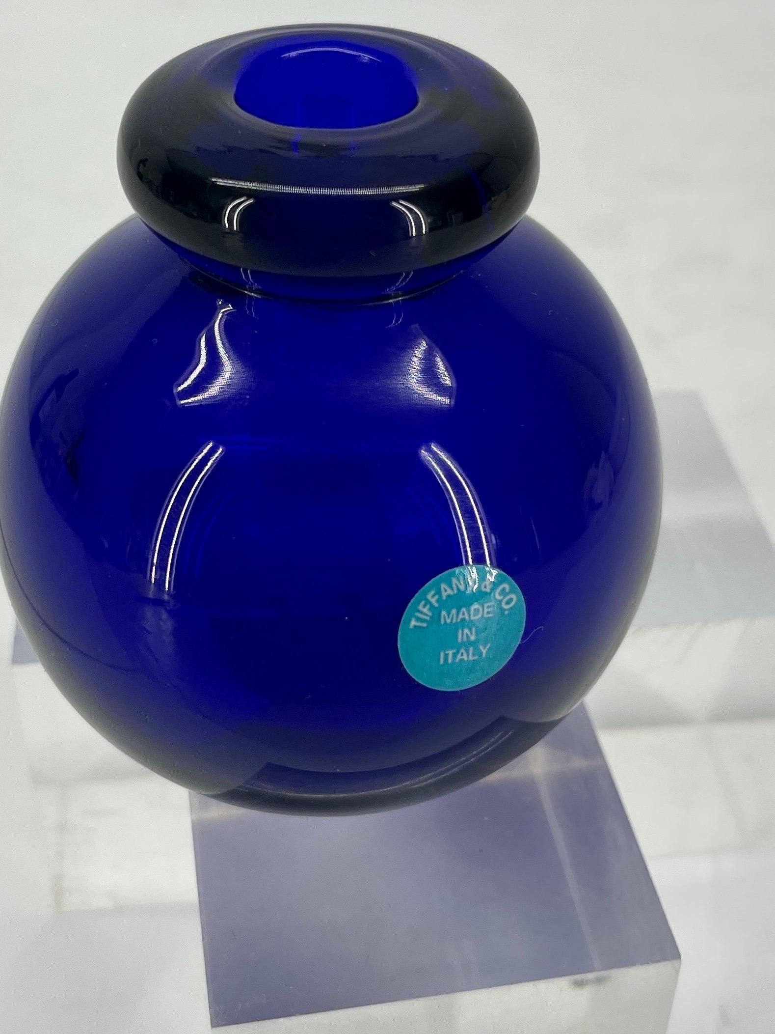 Small Italian Cobalt Blue Vase by Seguso Murano for Tiffany 8