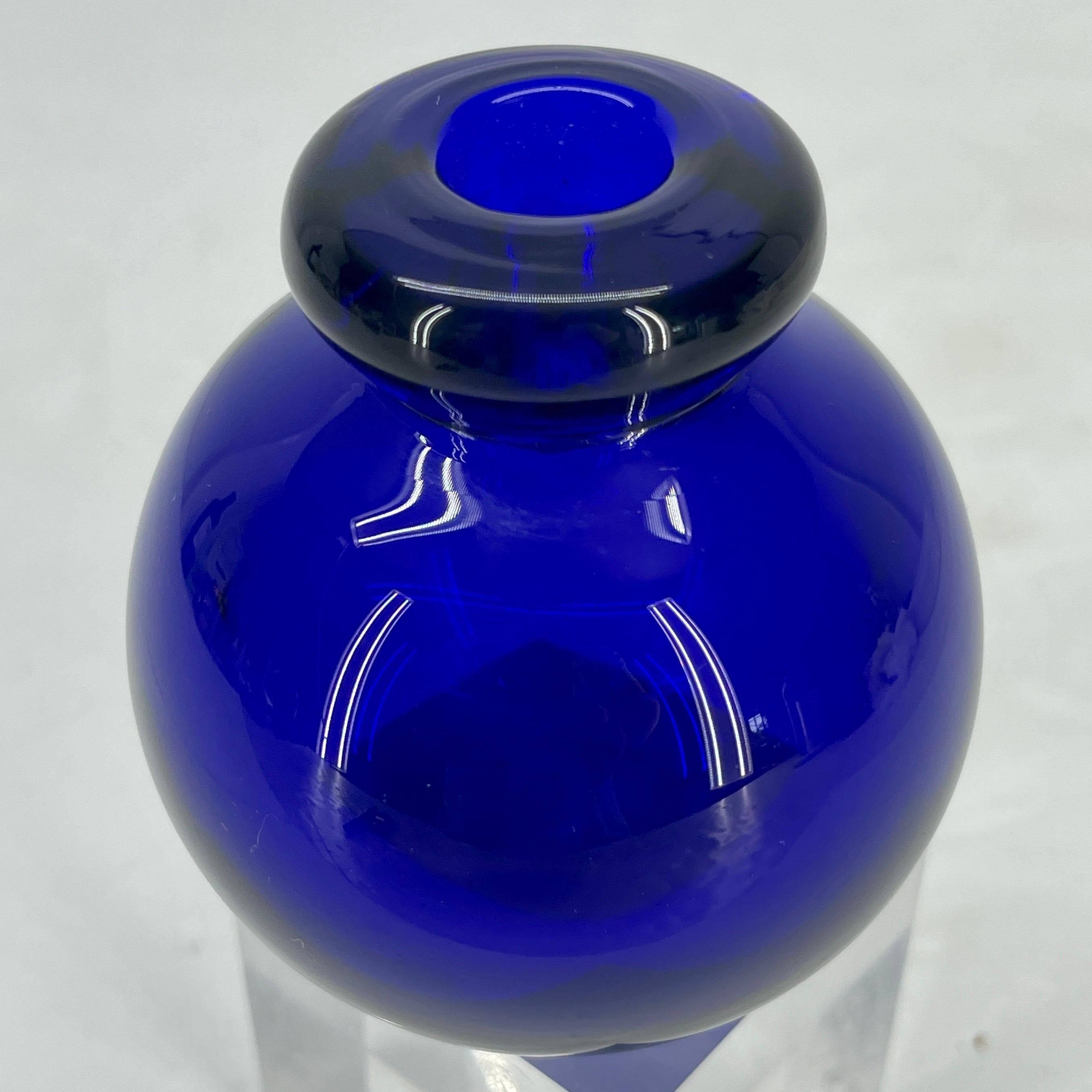 Art Glass Small Italian Cobalt Blue Vase by Seguso Murano for Tiffany