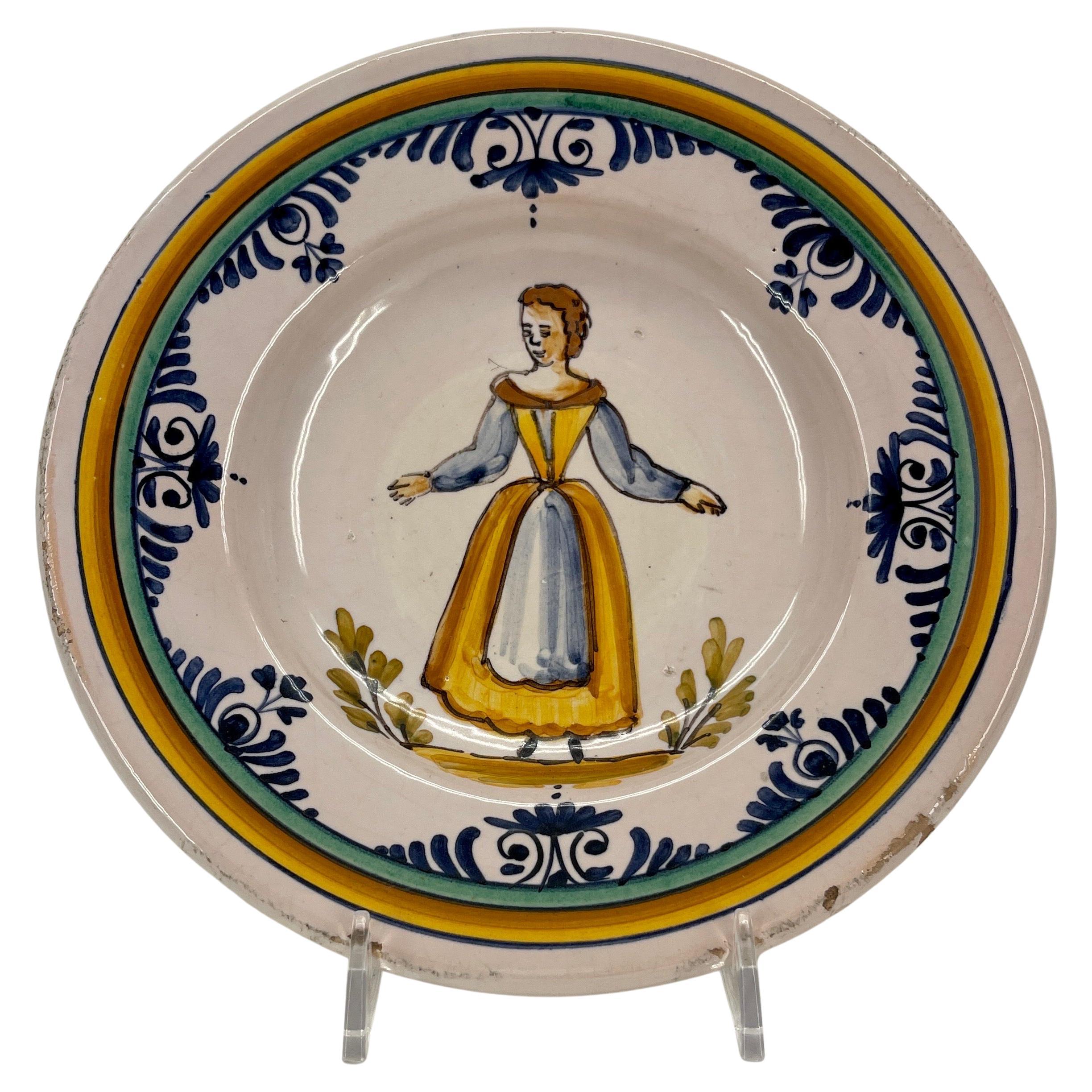 Small Italian Faience Dish Of a Lady, Circa 1920's For Sale