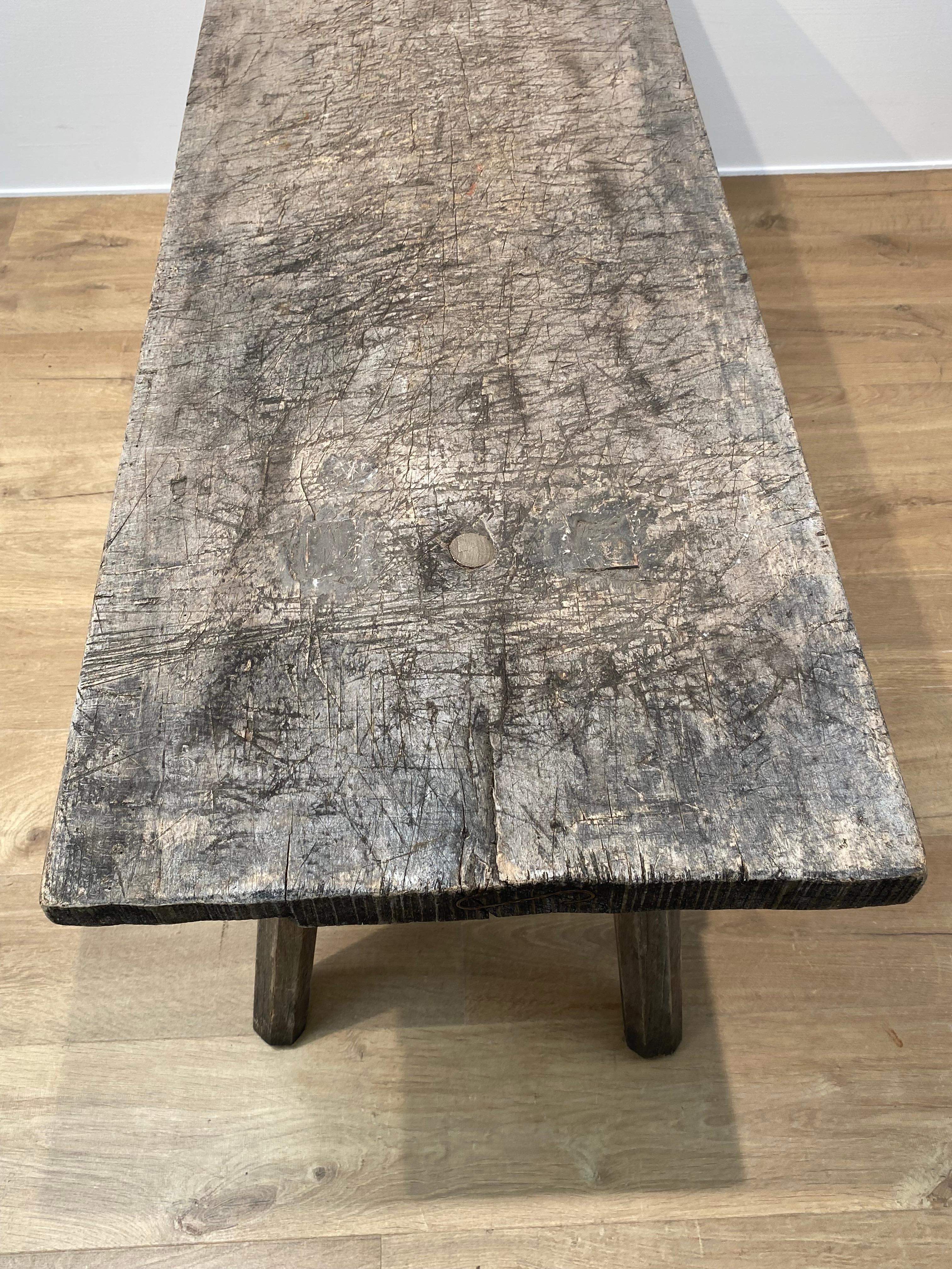 Milieu du XXe siècle Petite table de ferme italienne en vente