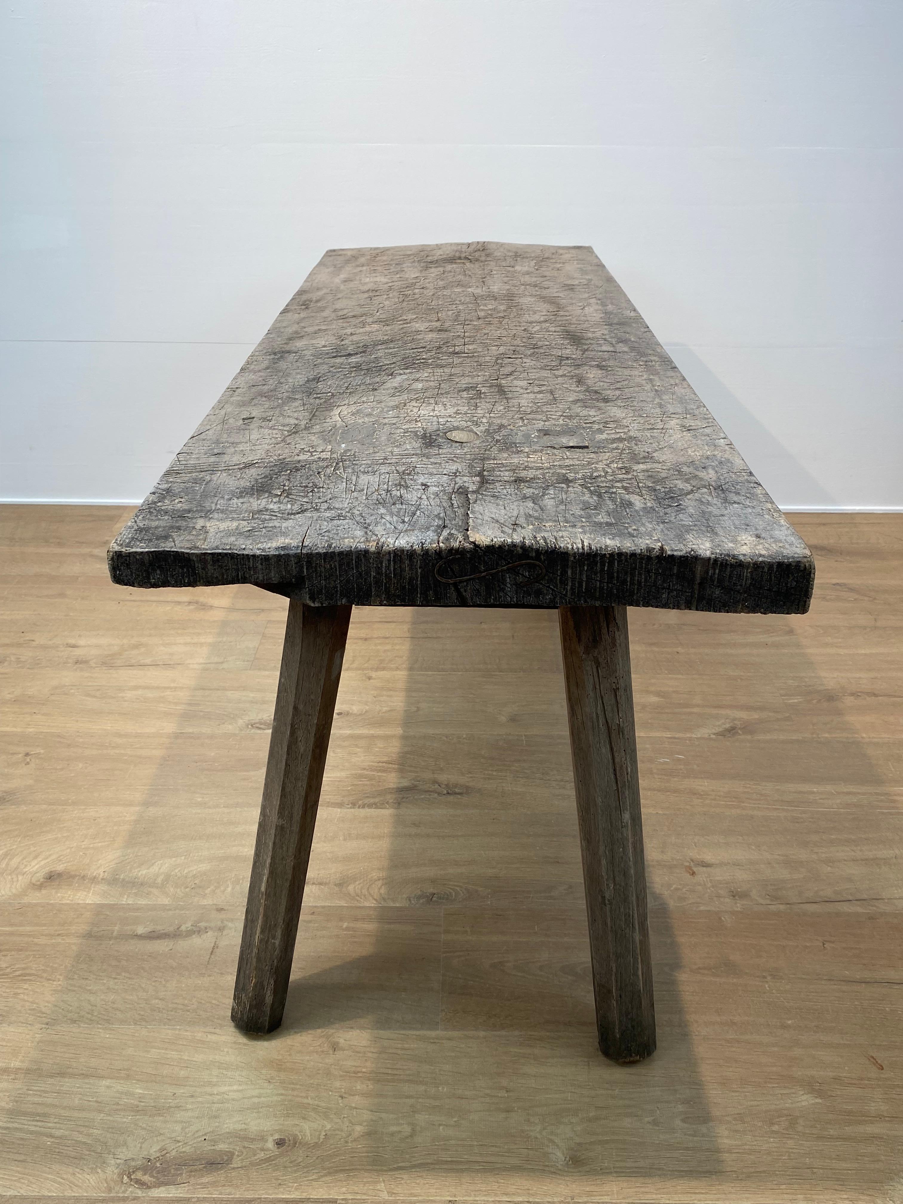 Petite table de ferme italienne en vente 1