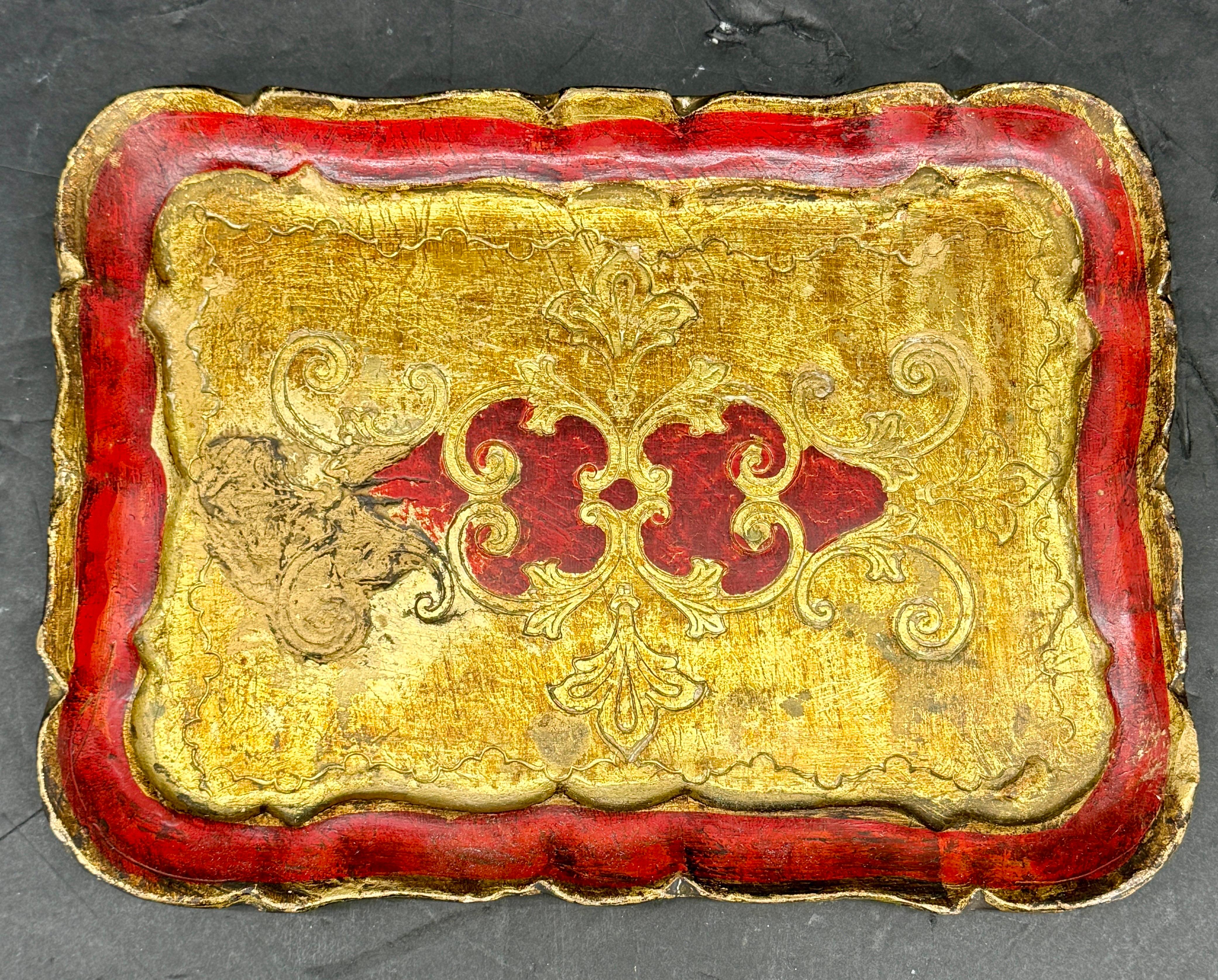 Small Italian Florentine Gilt Wood Red Gold Rectangular Tray in vendita
