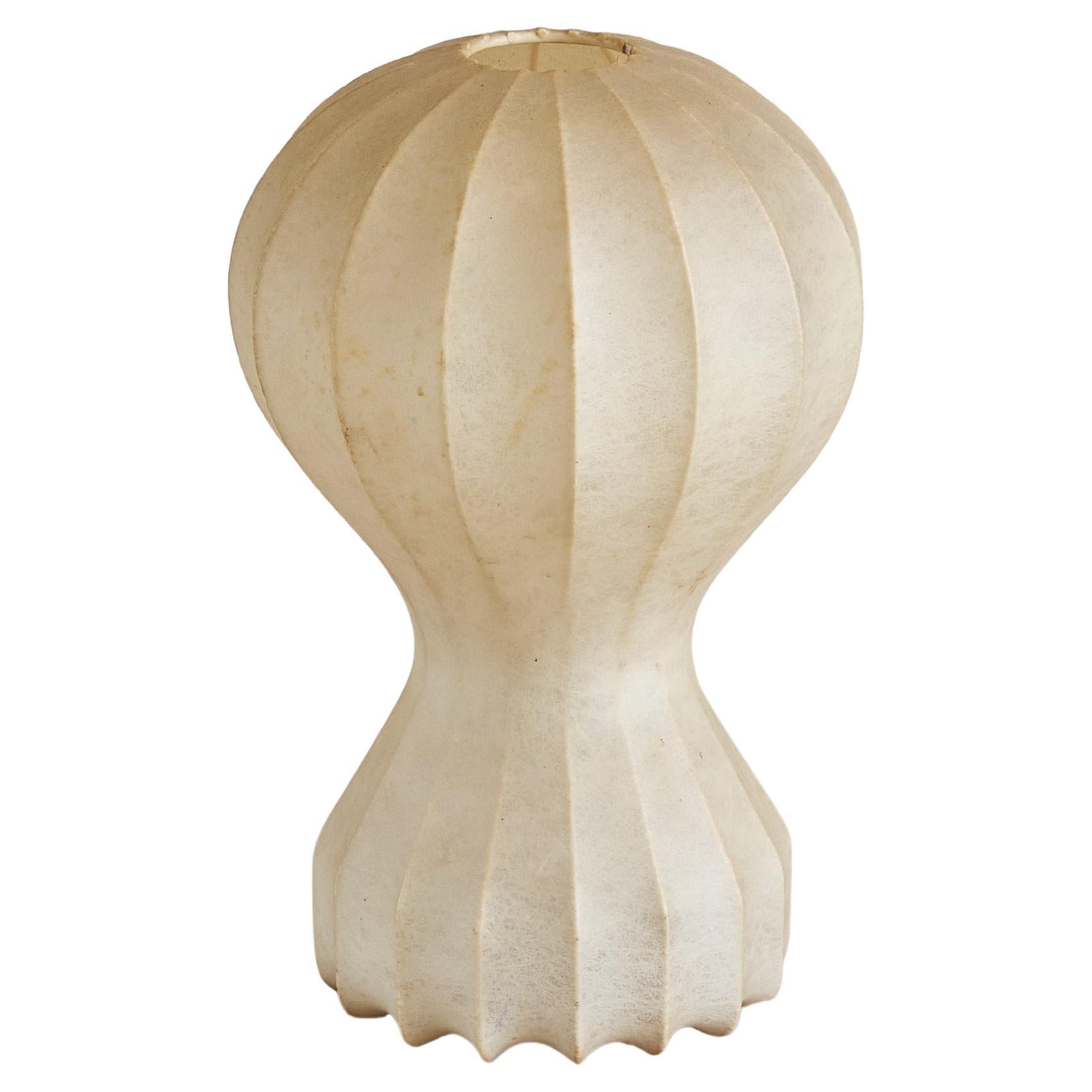 Kleine italienische 'Gatto' Cocoon Tischlampe 02 von Achille & Pier Giacomo Castiglioni