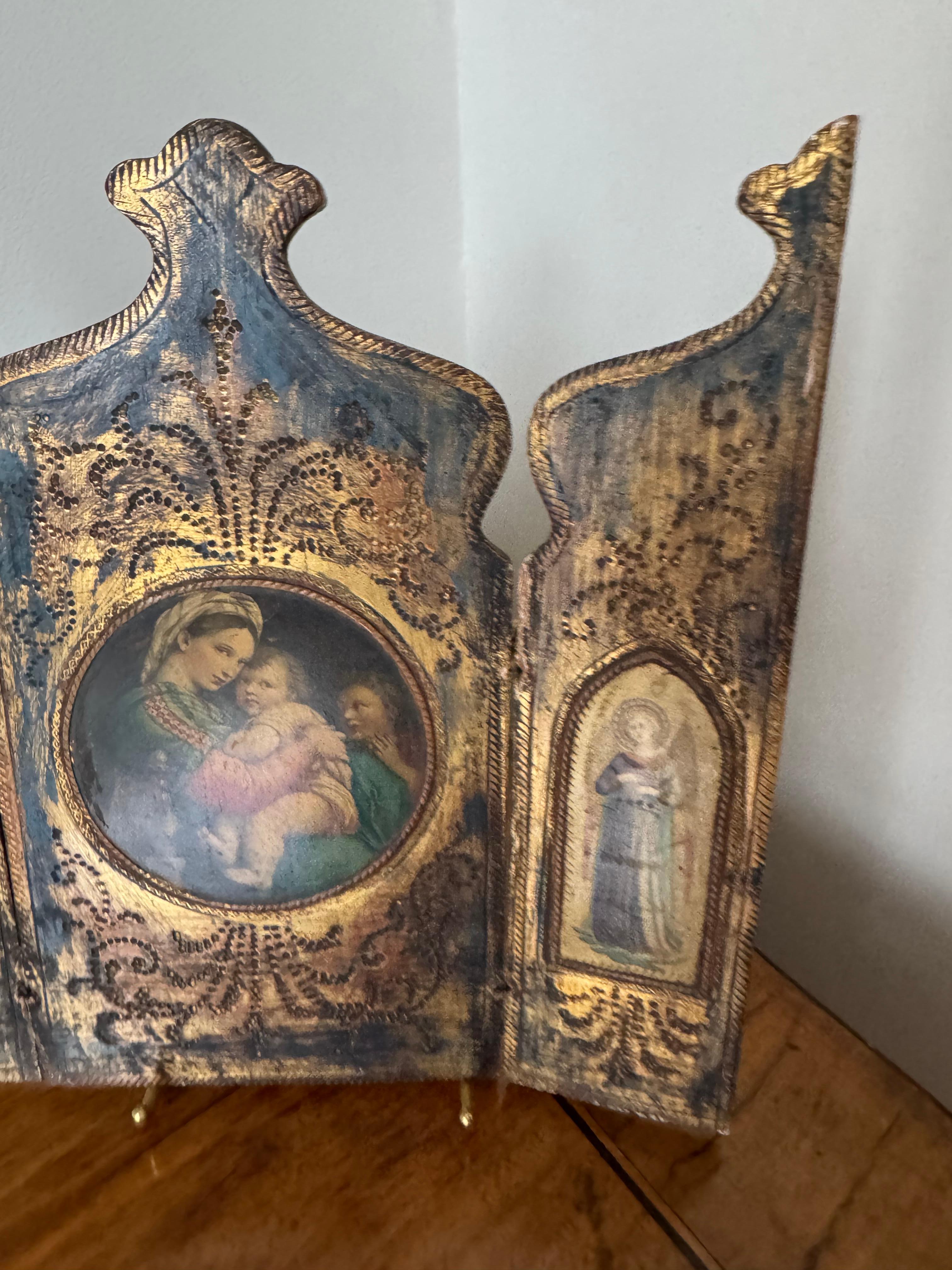 Small Italian Madonna of the Chair triptych For Sale at 1stDibs