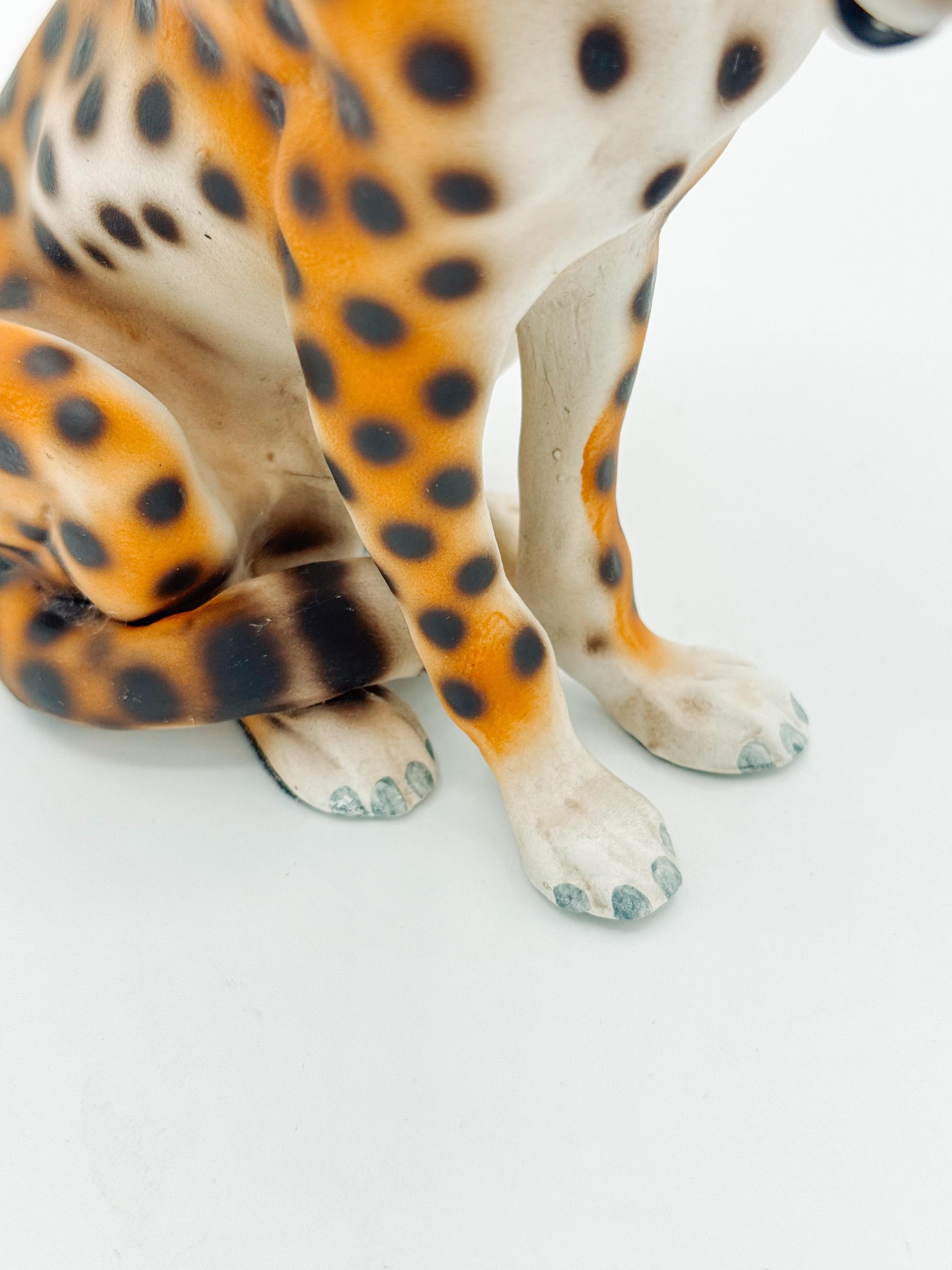 Piccola scultura italiana di ghepardo in ceramica di metà secolo, finitura opaca in vendita 2
