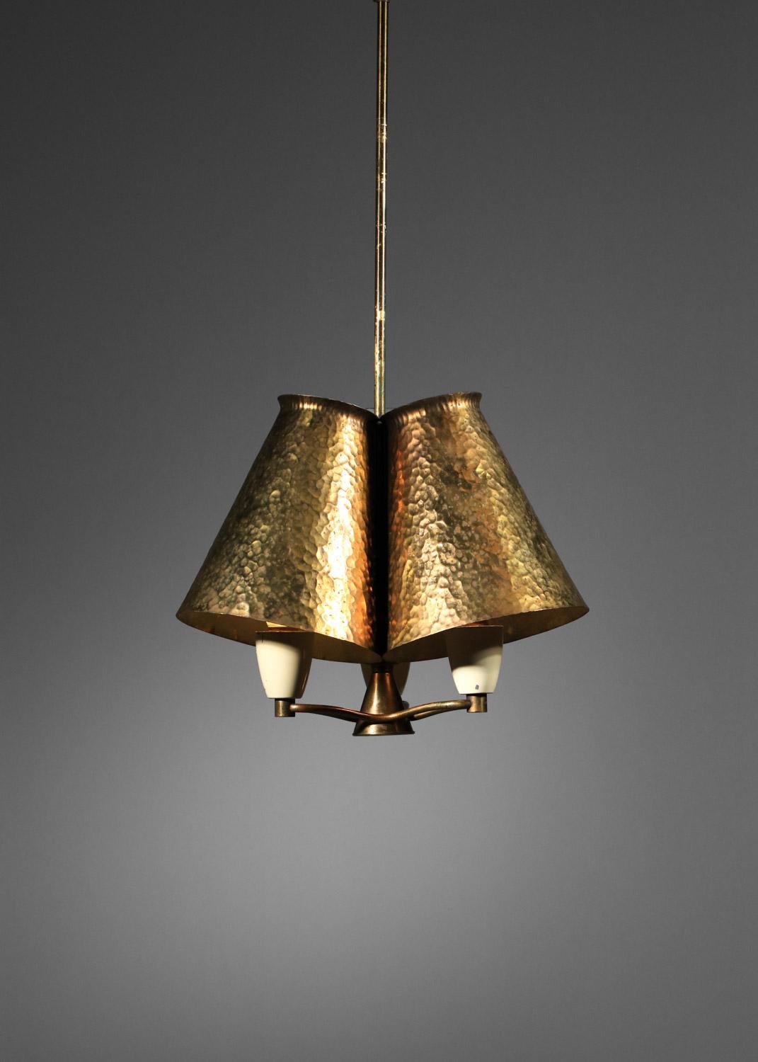 Small Italian pendant chandelier in brass-plated zinc from the 1950s For Sale 5