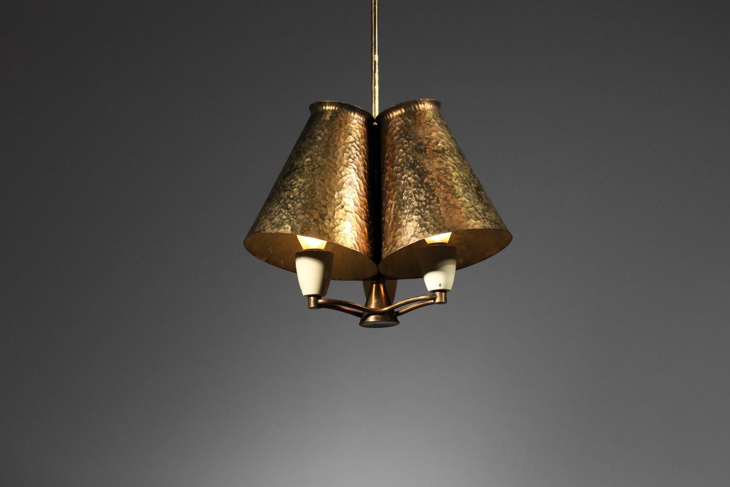 Small Italian pendant chandelier in brass-plated zinc from the 1950s For Sale 7