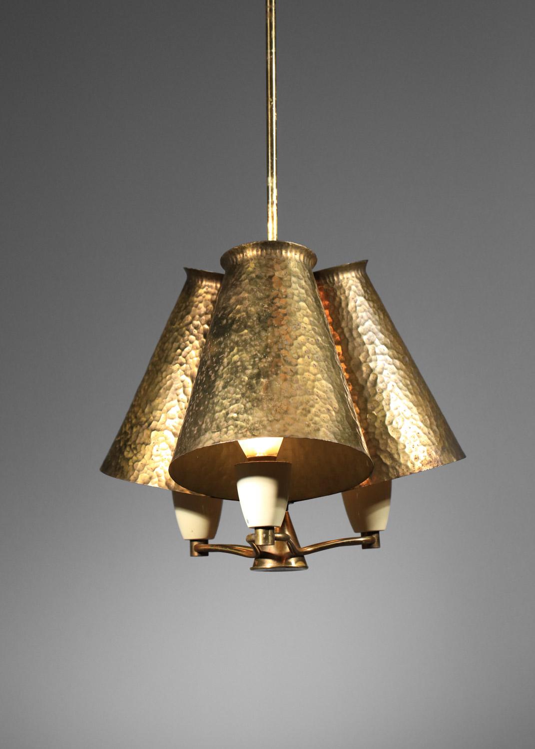 Small Italian pendant chandelier in brass-plated zinc from the 1950s For Sale 1