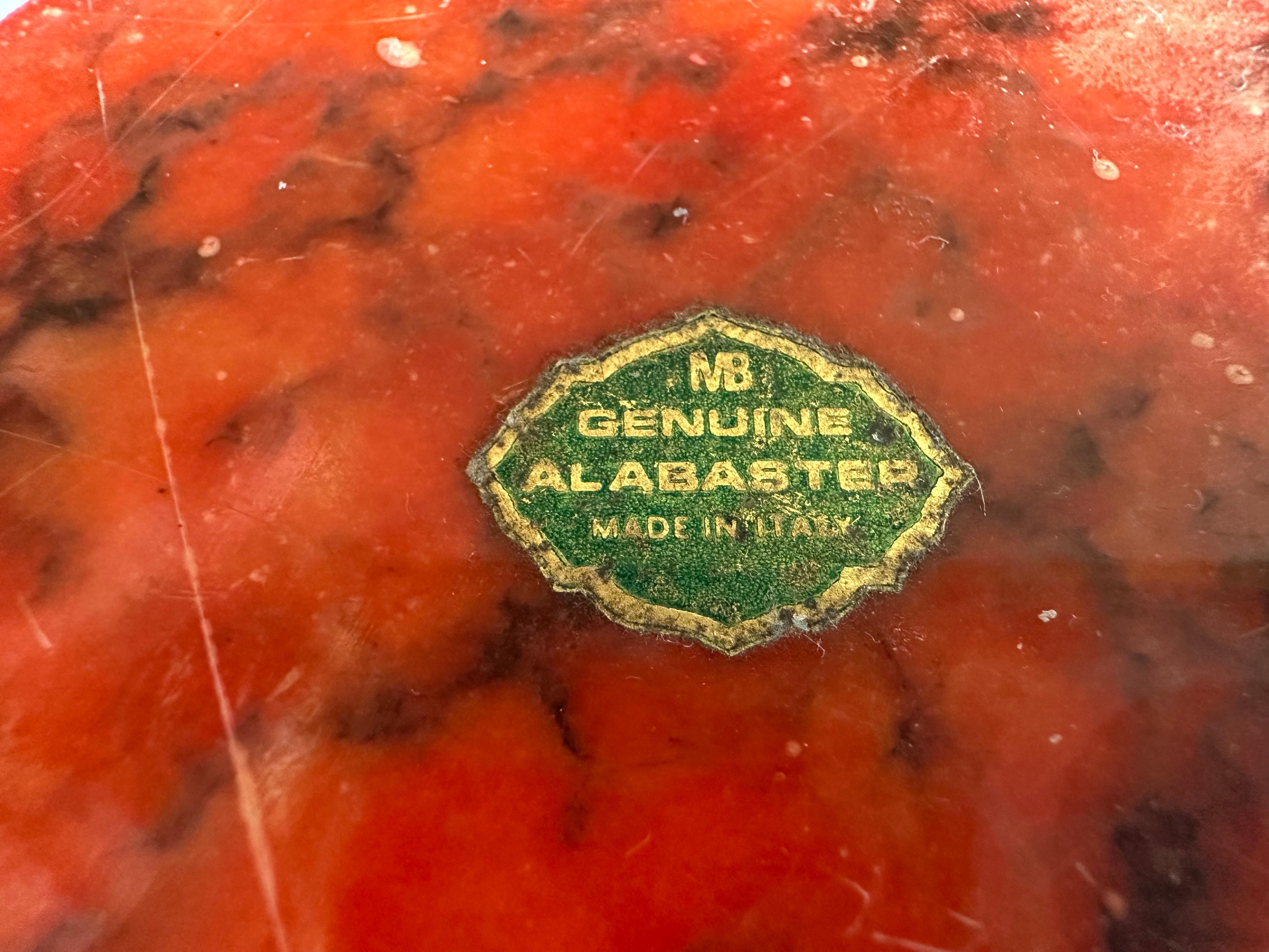 Kleine italienische Schachtel mit Deckel aus rotem Marmor und Original Label im Angebot 2