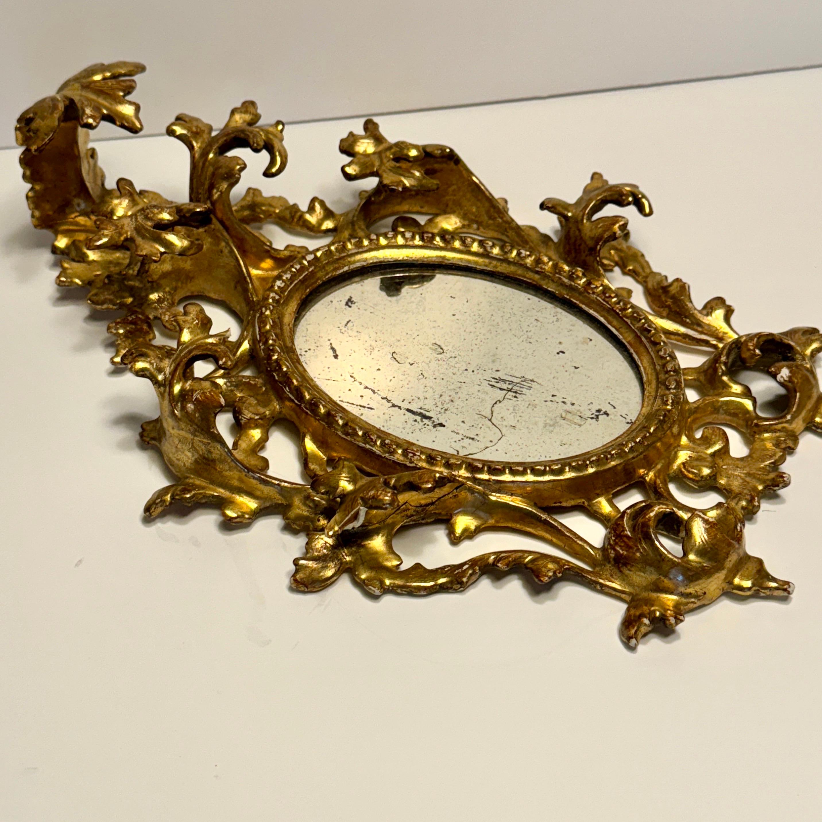 Small Italian Rococo Gilt Wood Wall or Vanity Mirror In Good Condition In Haddonfield, NJ