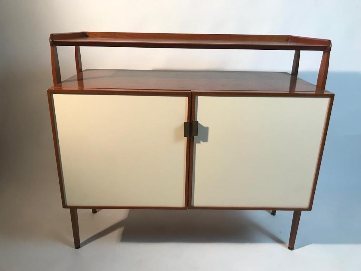  Small Italian sideboard from the 60s For Sale 14