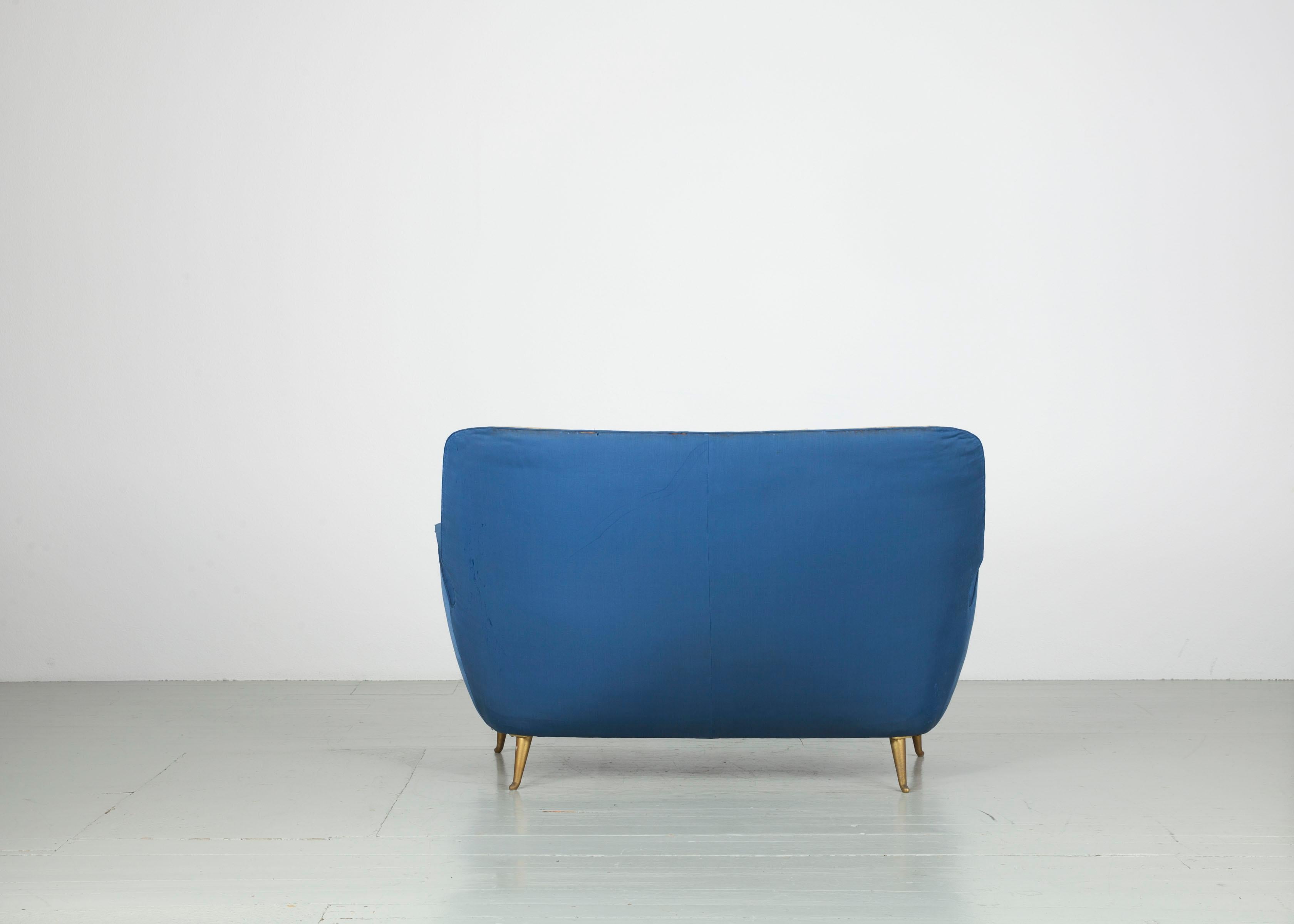 Mid-20th Century Small Italian Sofa Made in Italy in the 1950s by I.S.A. Bergamo For Sale