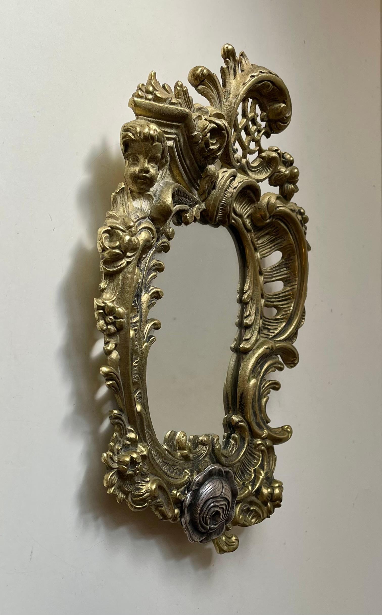Small Italian Vanity Wall Mirror in Brass and Silver In Good Condition For Sale In Esbjerg, DK