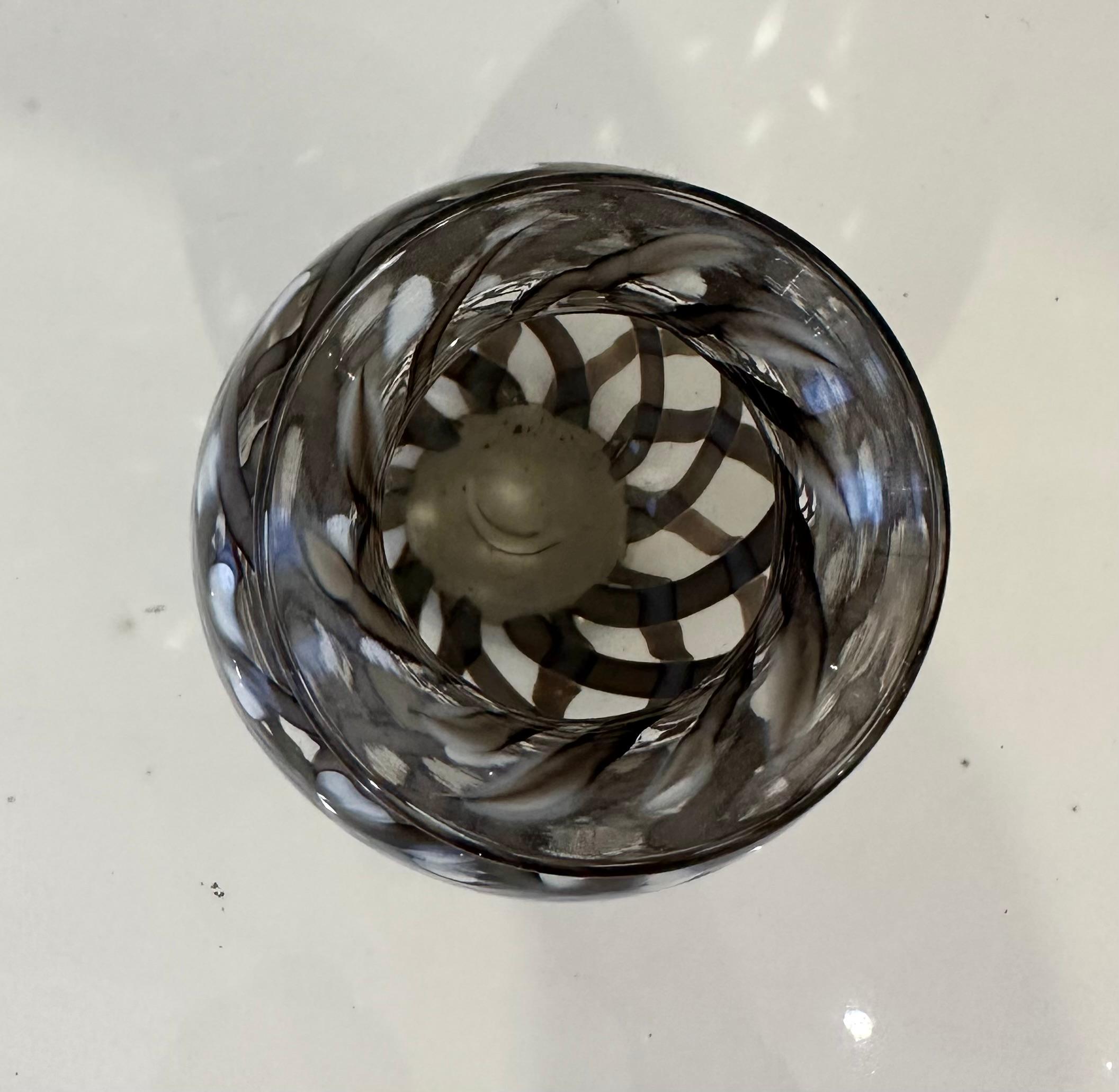 Small Italian Vase by Barovier In Good Condition For Sale In Brooklyn, NY