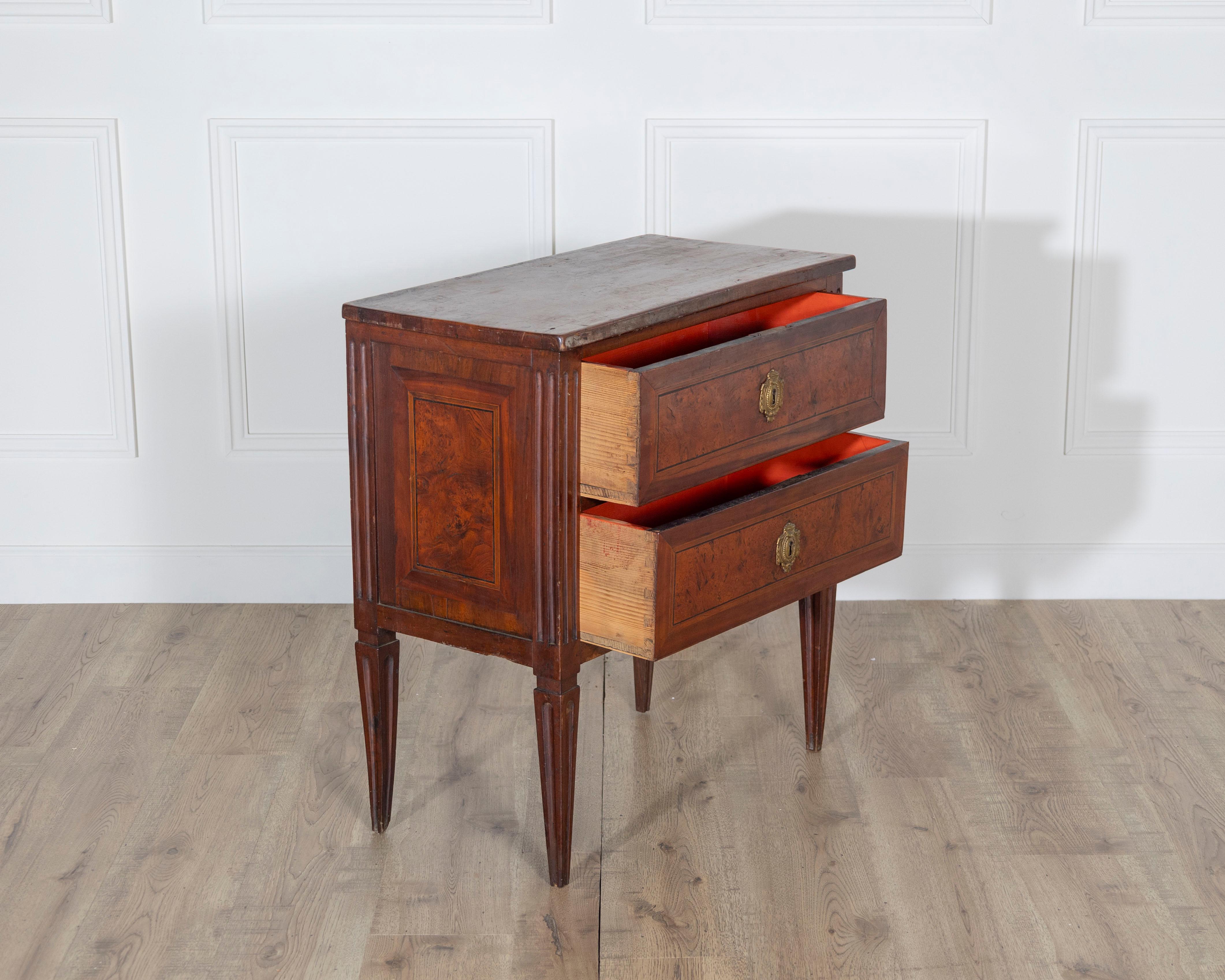 Small Italian Walnut Chest of Drawers with Two Drawers, Late 18th–Early 19th Cen For Sale 2