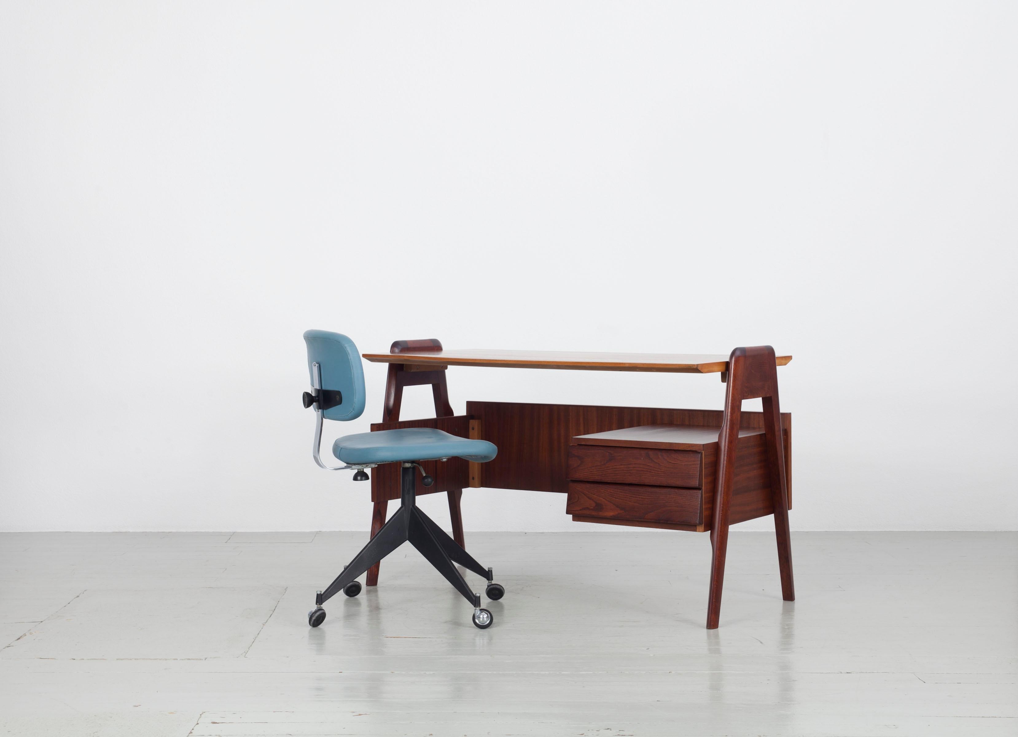 Small Italian Writing Desk with Two Drawers, 1950s 4