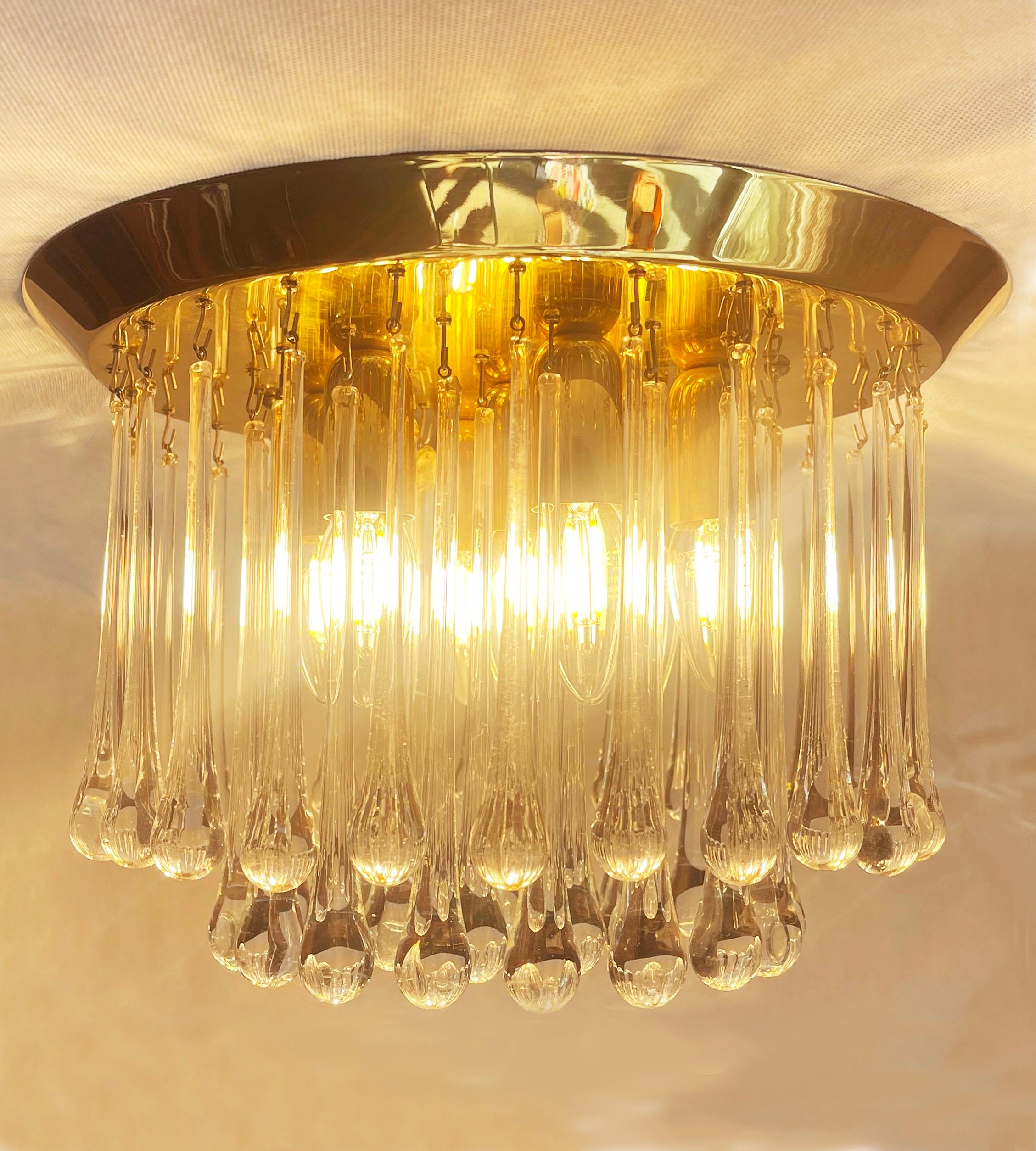 Mid-Century Modern Small J. T. Kalmar Murano Glass Raindrop Ceiling Lamp Chandelier, 1970s, Vienna