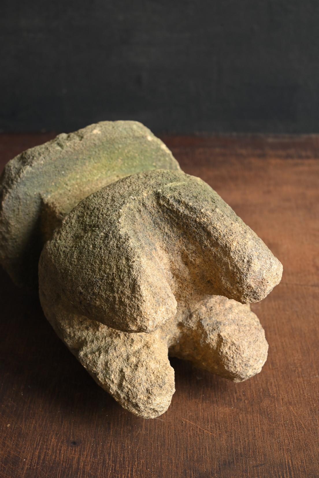 Petite lanterne japonaise ancienne en pierre / 1868-1920 / Objects fors fors Objects en vente 7