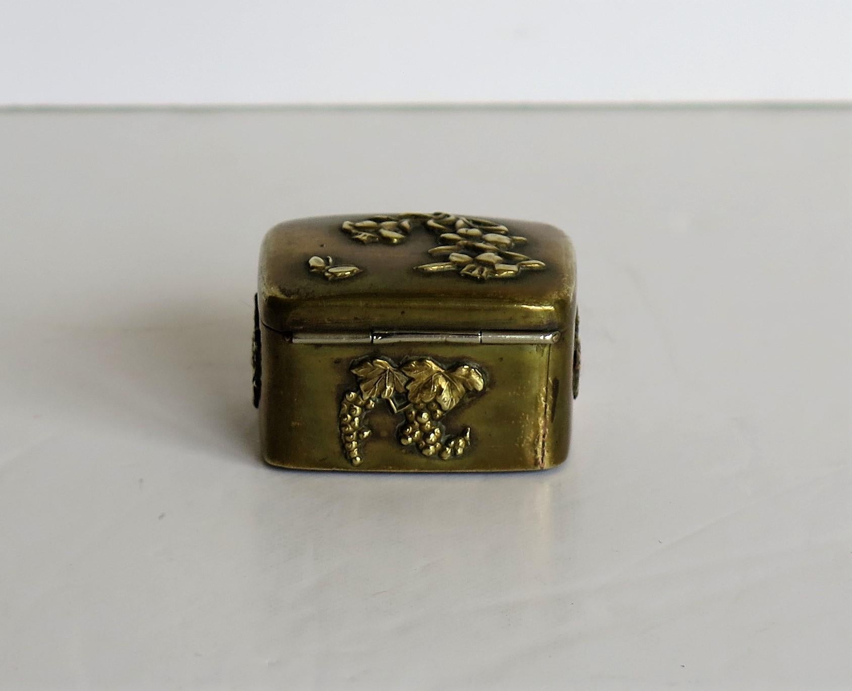 Small Japanese bronze and brass embossed Box with hinged lid 19th C Meiji Period 4