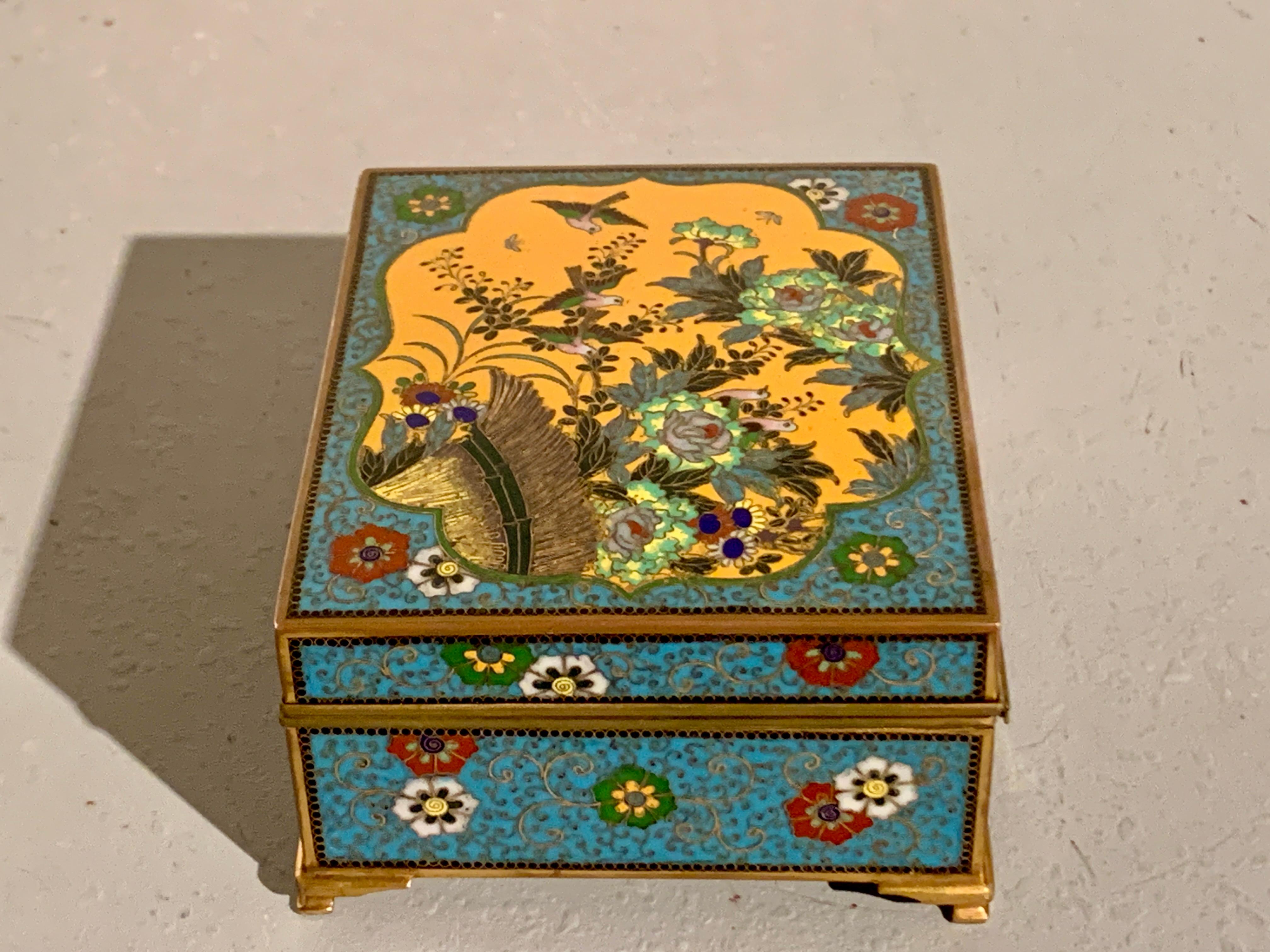 Early 20th Century Small Japanese Cloisonne Box by Ando, Meiji Period, circa 1910, Japan