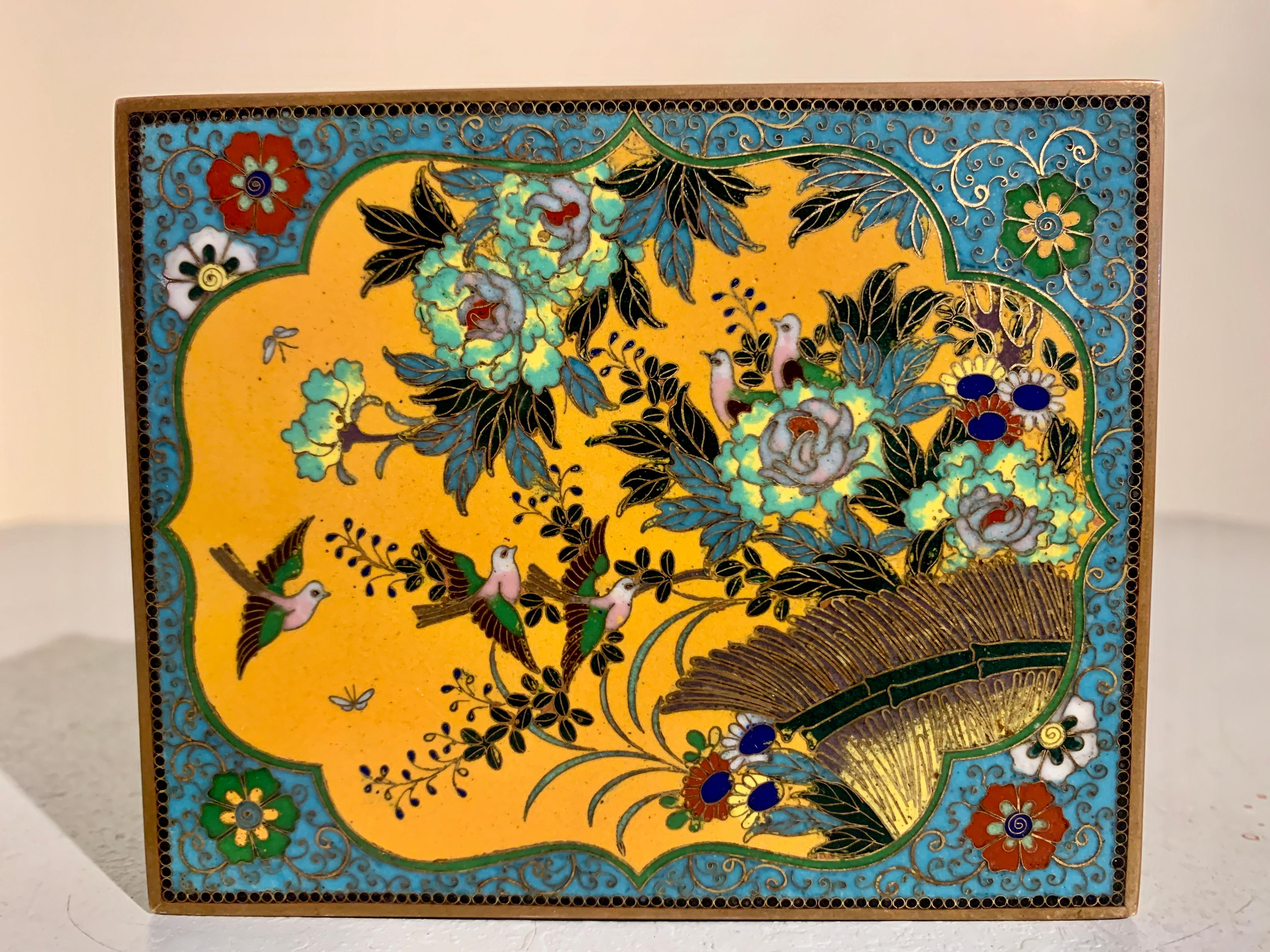 Small Japanese Cloisonne Box by Ando, Meiji Period, circa 1910, Japan 1