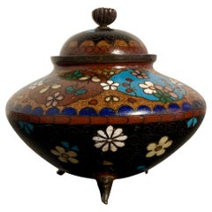 Small Japanese Cloisonné Censer, Koro, Meiji Period, Late 19th Century, Japan