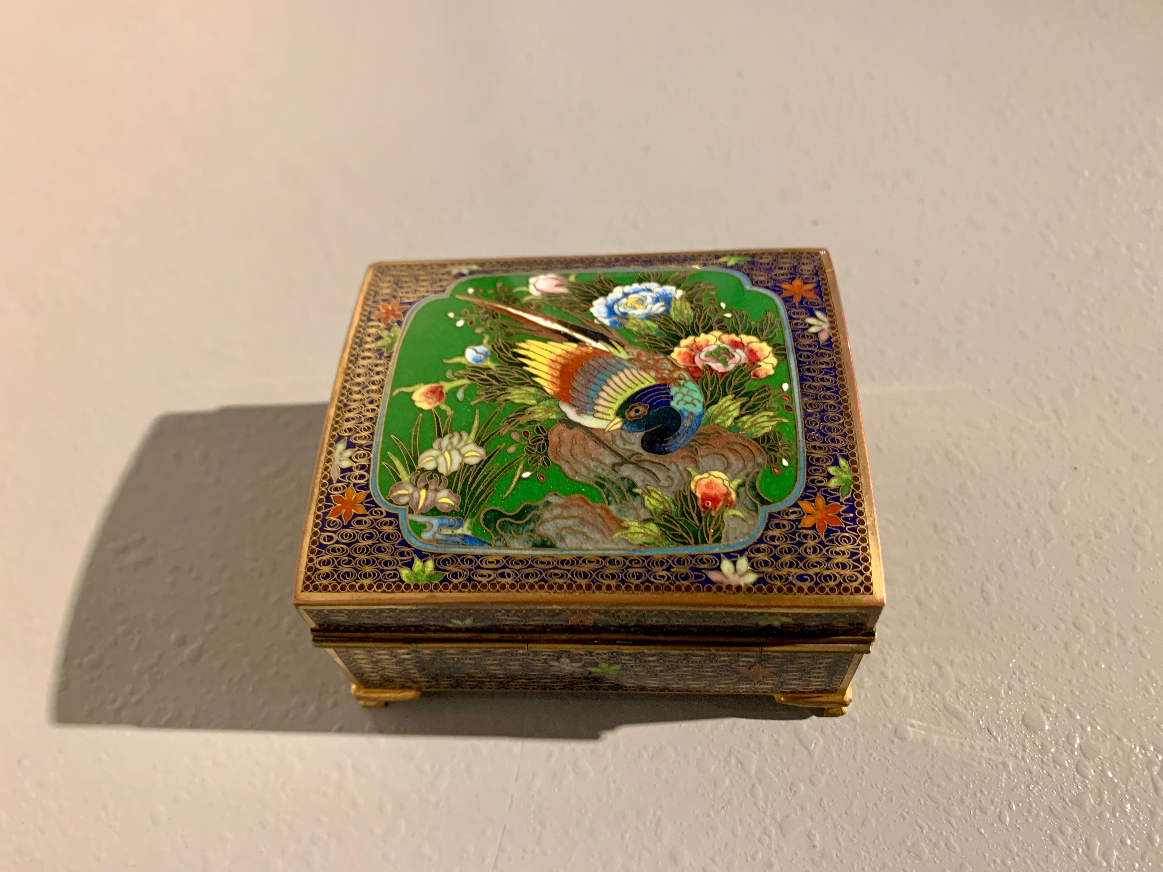 Small Japanese Cloisonne Enamel Trinket Box with Pheasant, Meiji Period, Japan In Good Condition In Austin, TX