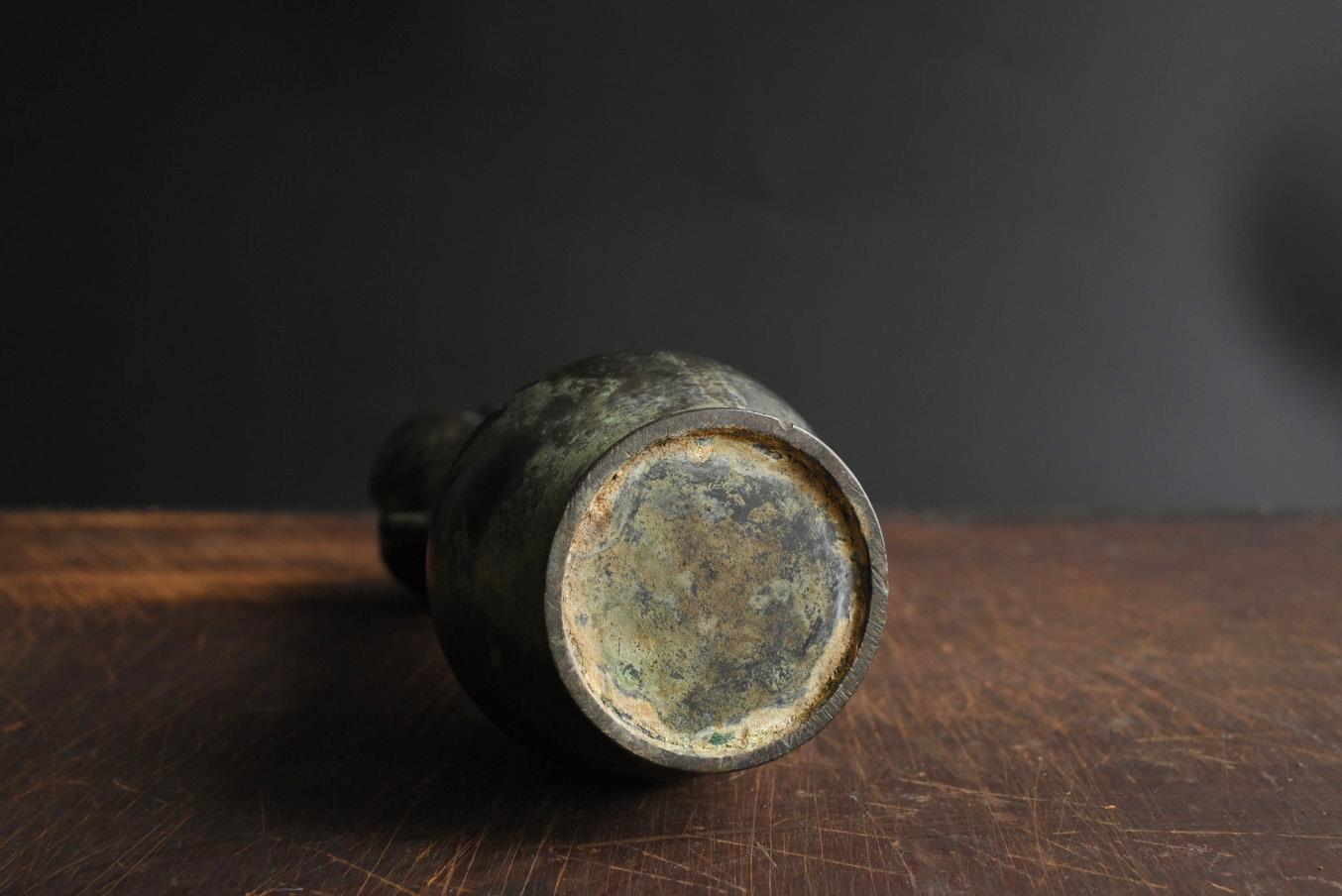Small Japanese copper vase made in the late Edo period / 1750-1868 / Flower vase For Sale 6