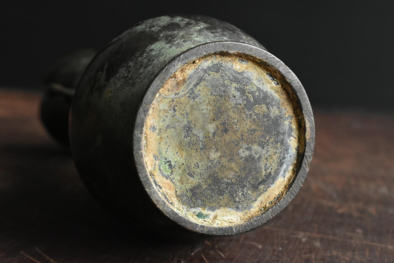Small Japanese copper vase made in the late Edo period / 1750-1868 / Flower vase For Sale 12