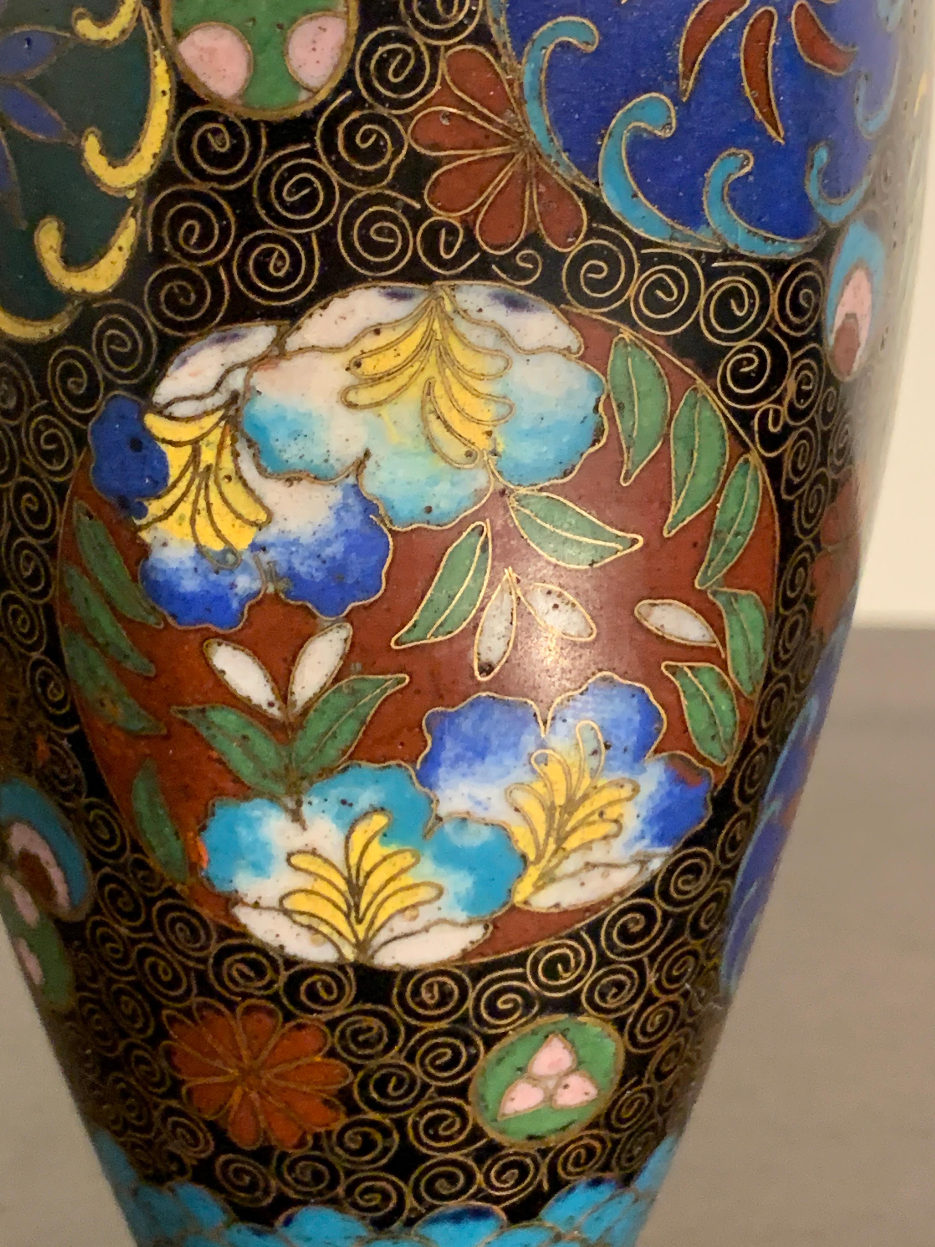 Small Japanese Hexagonal Cloisonné Vase, Meiji Period, Japan 2
