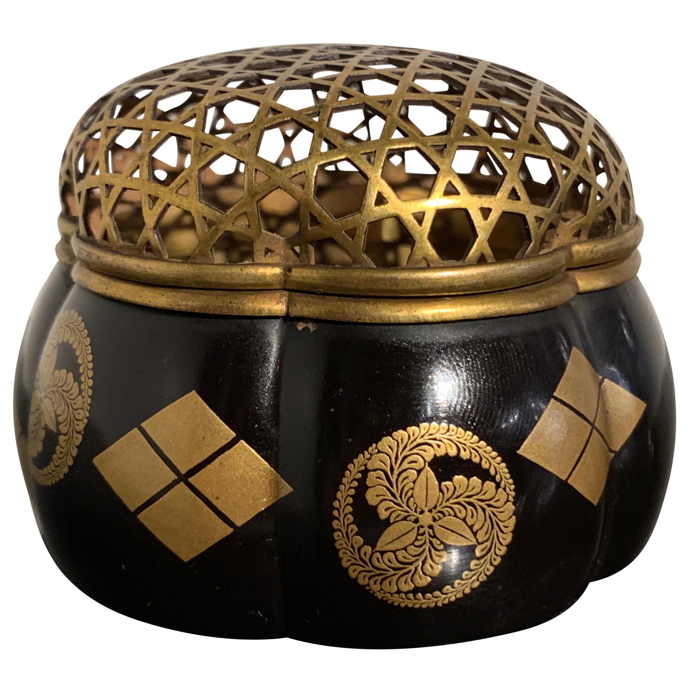 Small Japanese Lacquer Incense Burner, Koro, with Mon, Edo Period, 18th