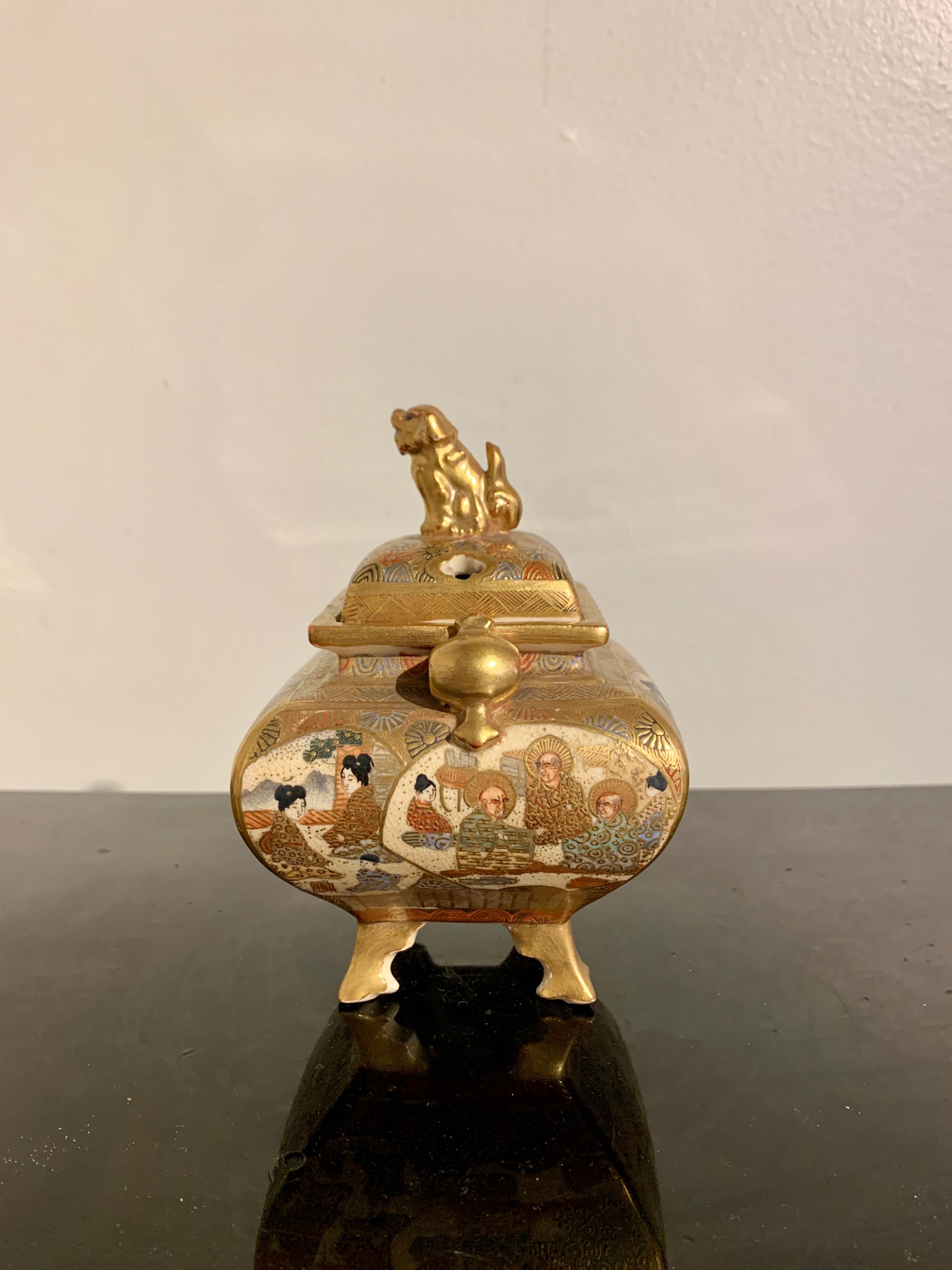 Small Japanese Satsuma Incense Burner, Koro, Meiji Period, Late 19th Century In Good Condition For Sale In Austin, TX