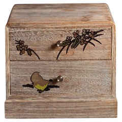 Commodes and Chests of Drawers