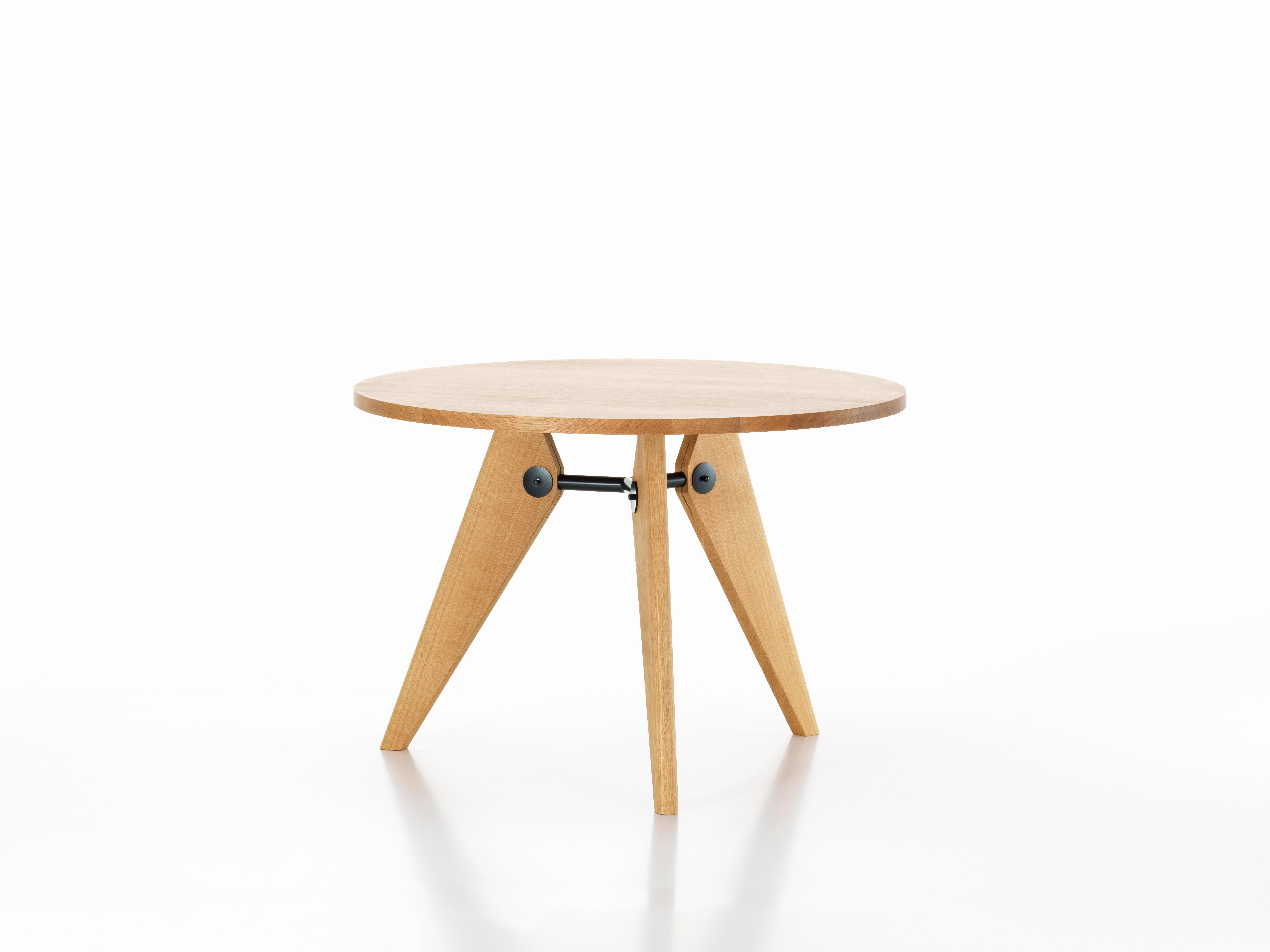 Small Jean Prouvé Guéridon Dining Table in Natural Oak for Vitra For Sale 1